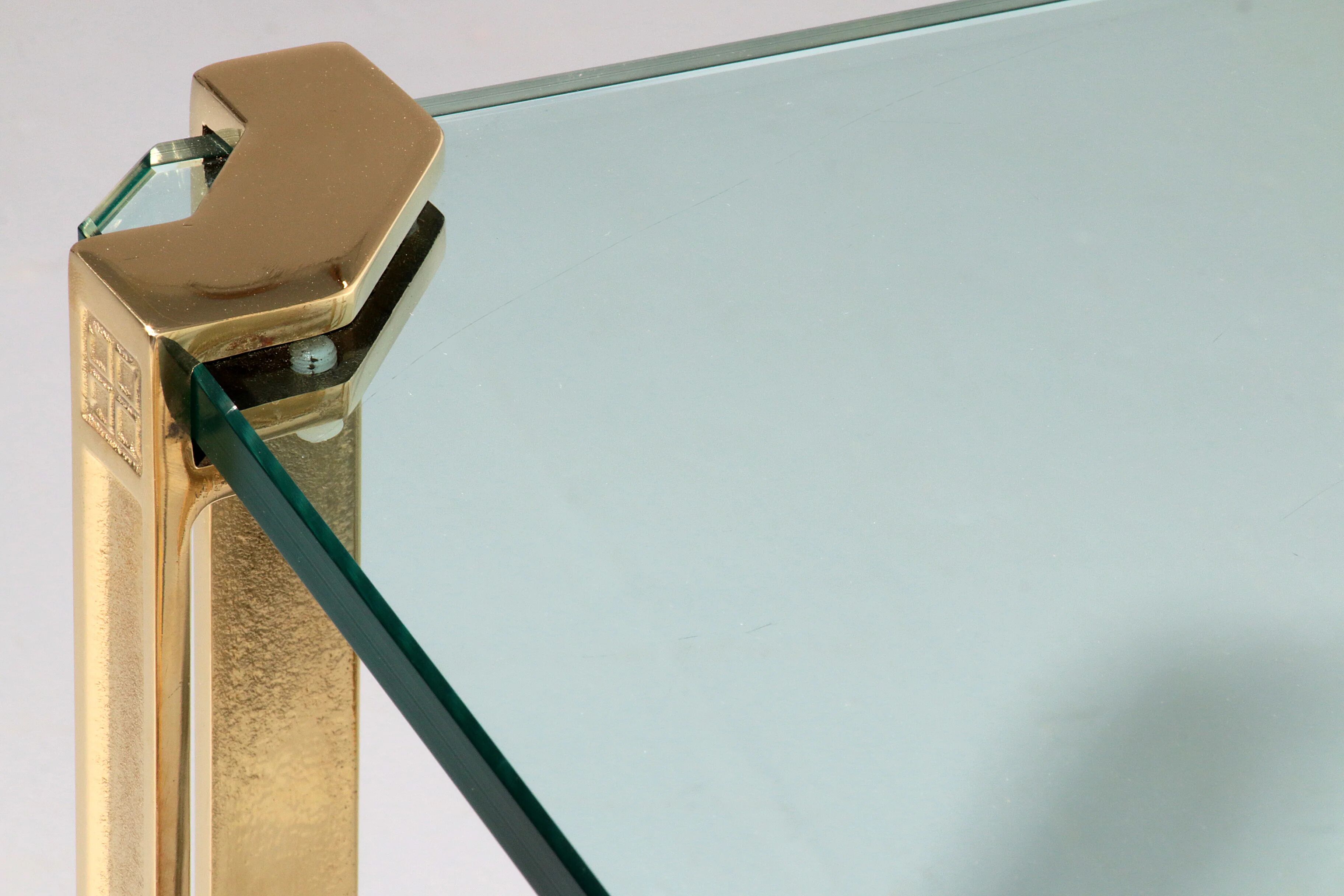 Peter Ghyczy high-gloss brass T24 side tables, 1970s (40x40x45)