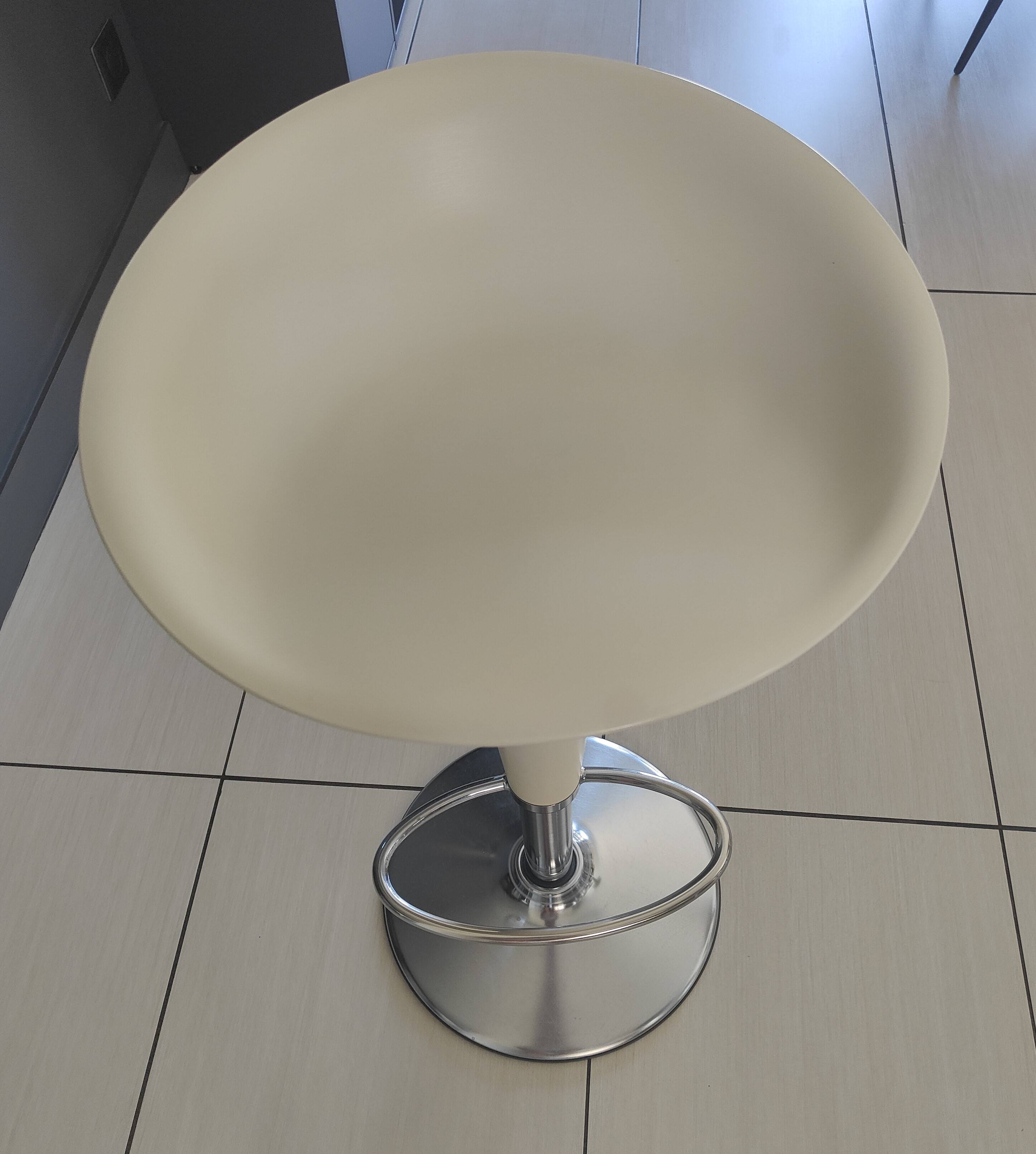 Lot de 4 tabourets Magis Bombo Stefano Giovannoni Blanc-Authentiques-TBE