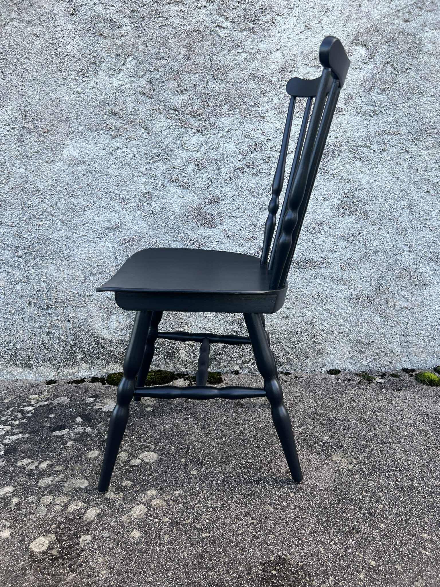 Bistro chairs