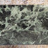 Pull-out tables in gilded metal and green marble – 60s/70s