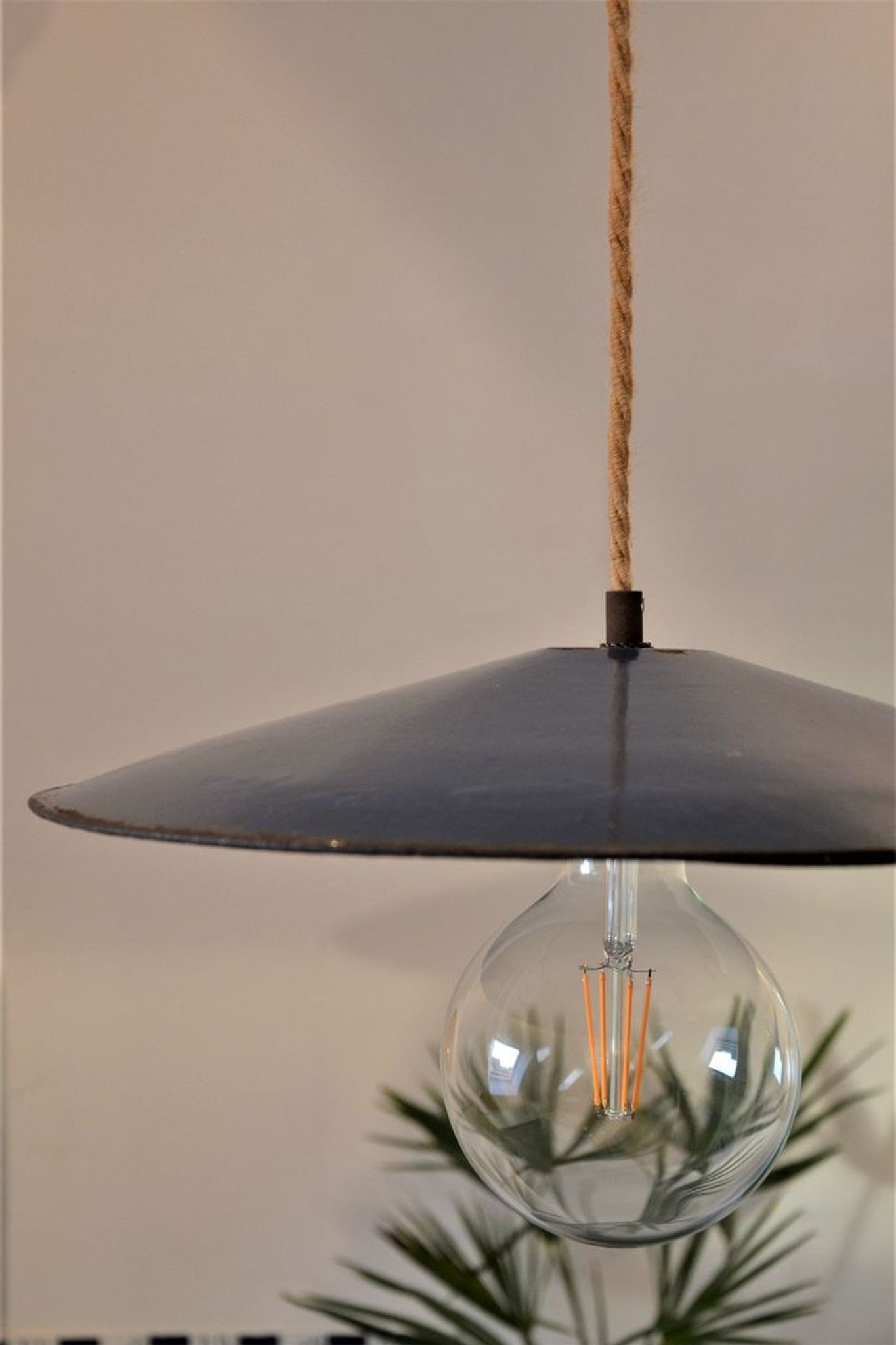 Vintage pendant lamp in blue enamel – rust and jute finishes