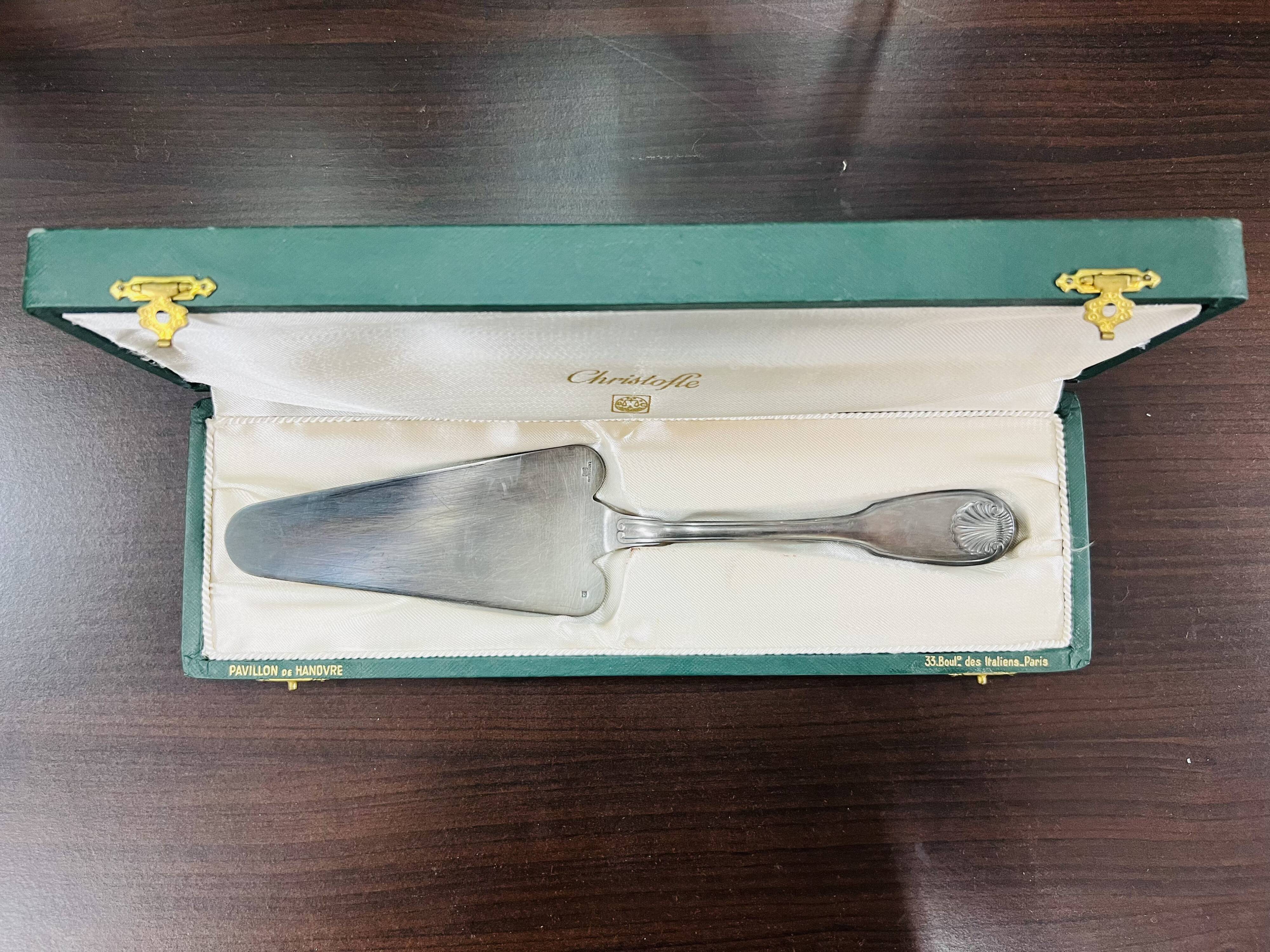 Christofle silver metal pie shovel, vendome model