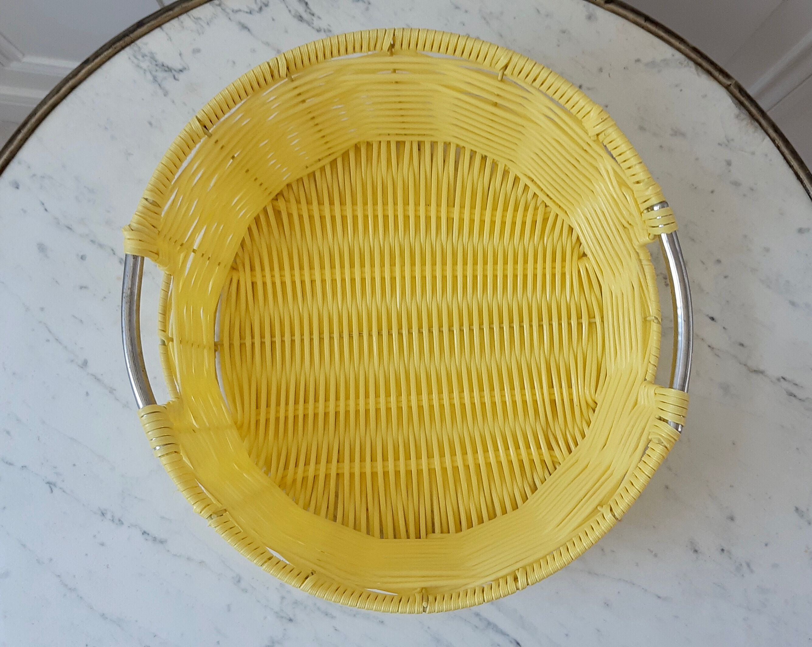 Panière in scoubidou and vintage tinplate 70s