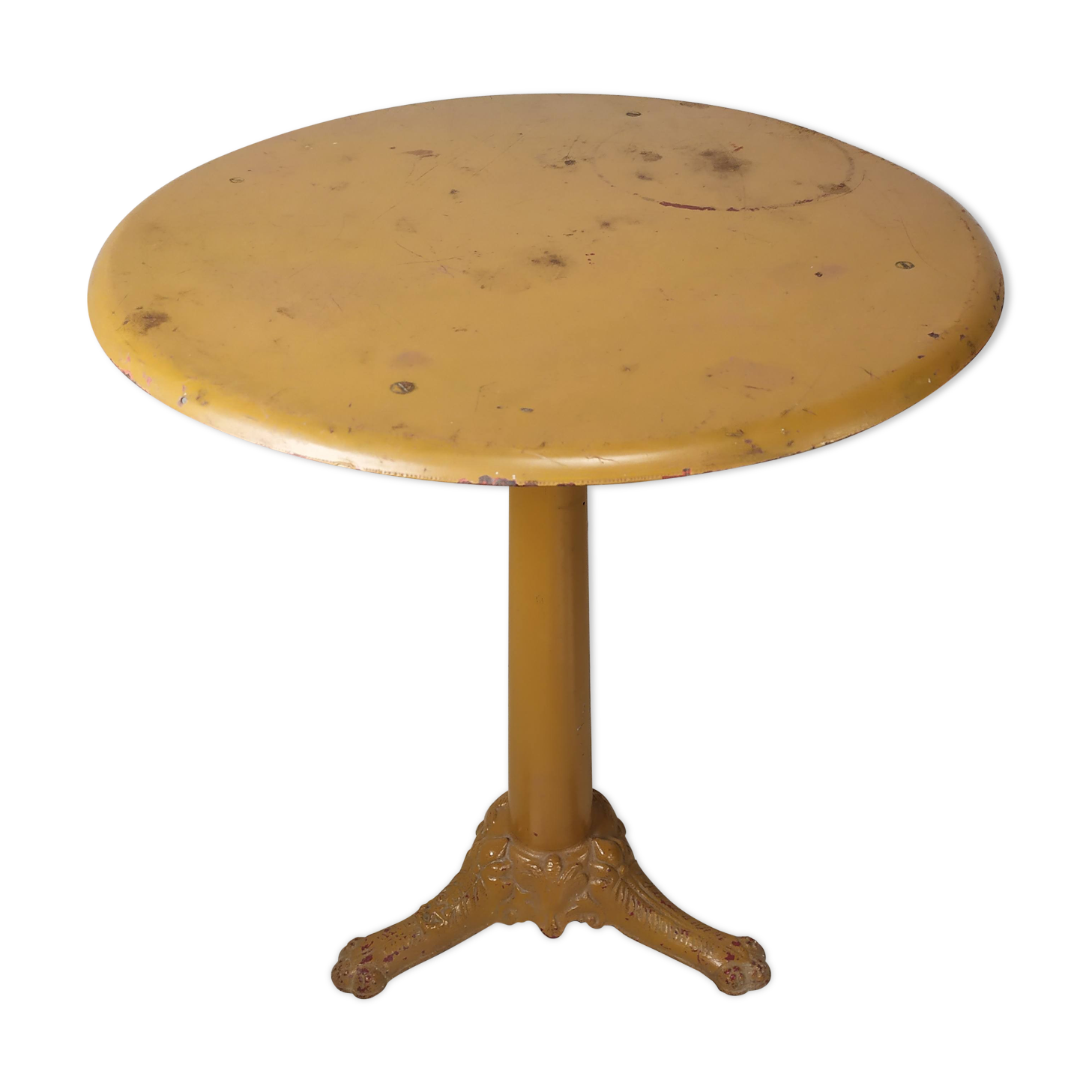 Garden pedestal table
