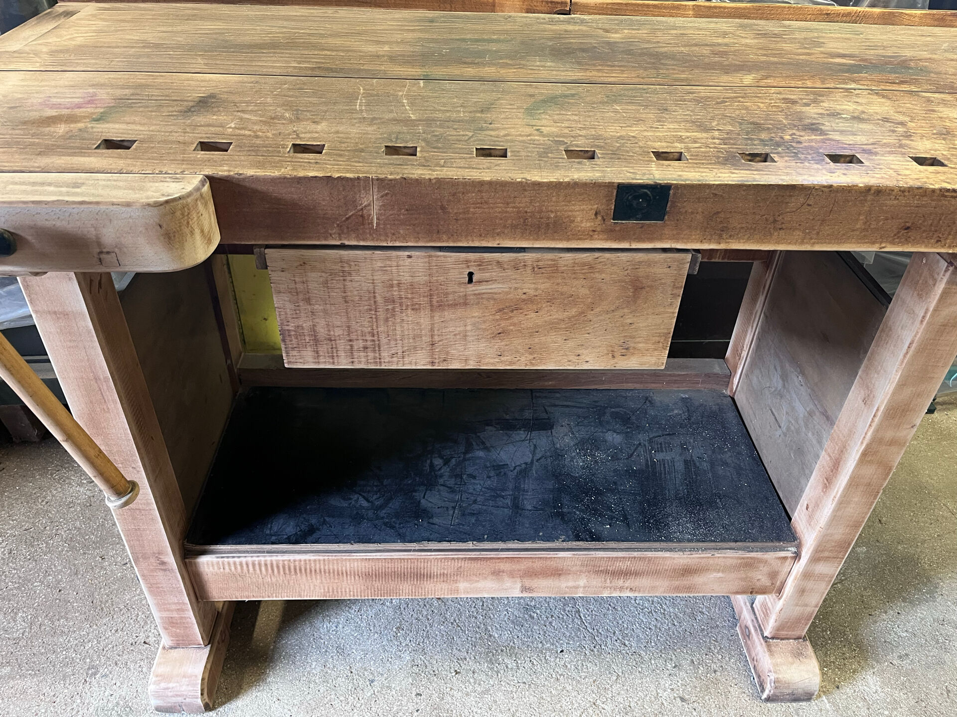 Cabinetmaker's workbench