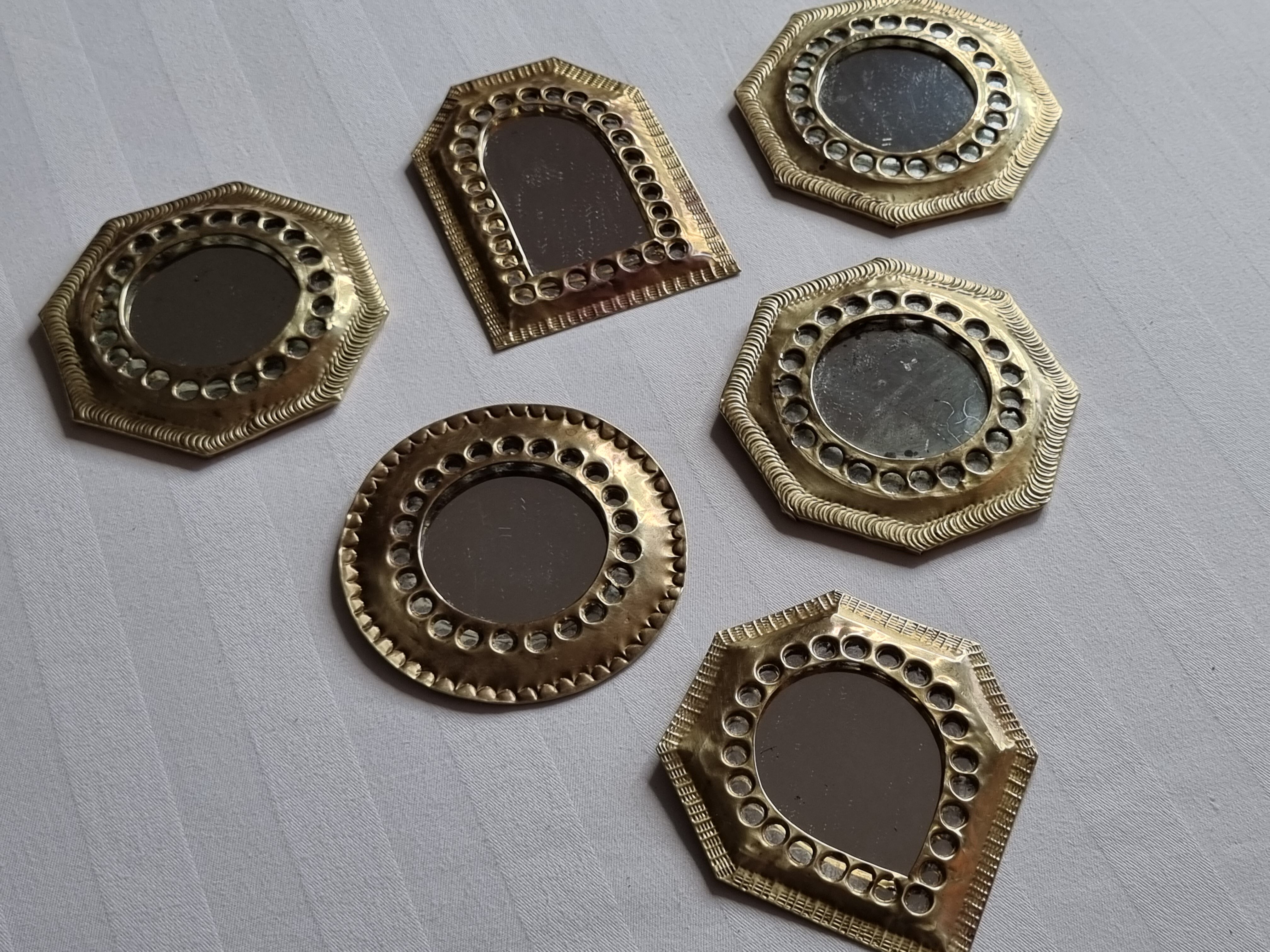 Set of 6 Moroccan mirrors in vintage openwork brass