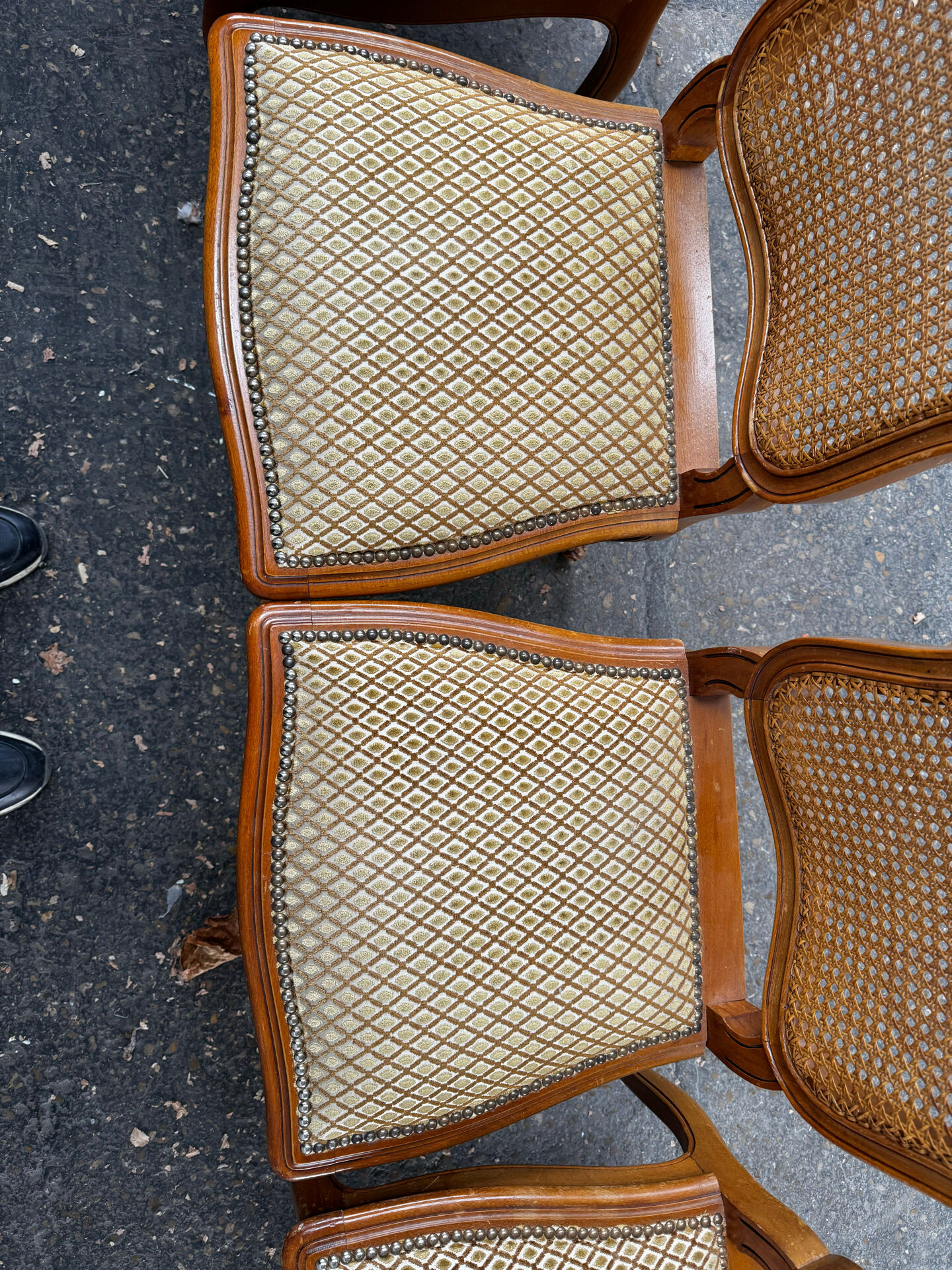 Set of 6 chairs in Louis XV style - carved wood and caning