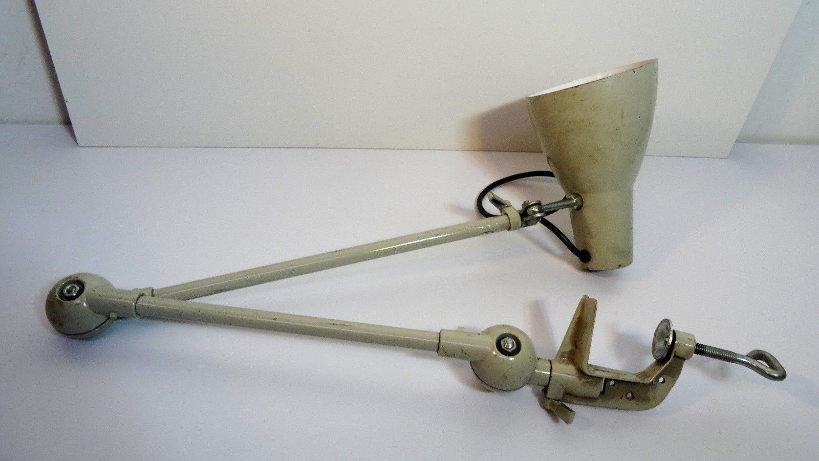 Lamp style workshop articulated