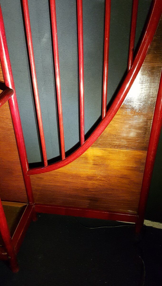 Thonet wall coats door