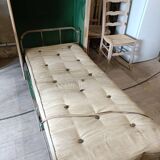 Renovated foldable bed