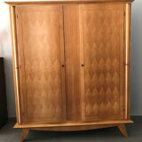 Inlaid cabinet