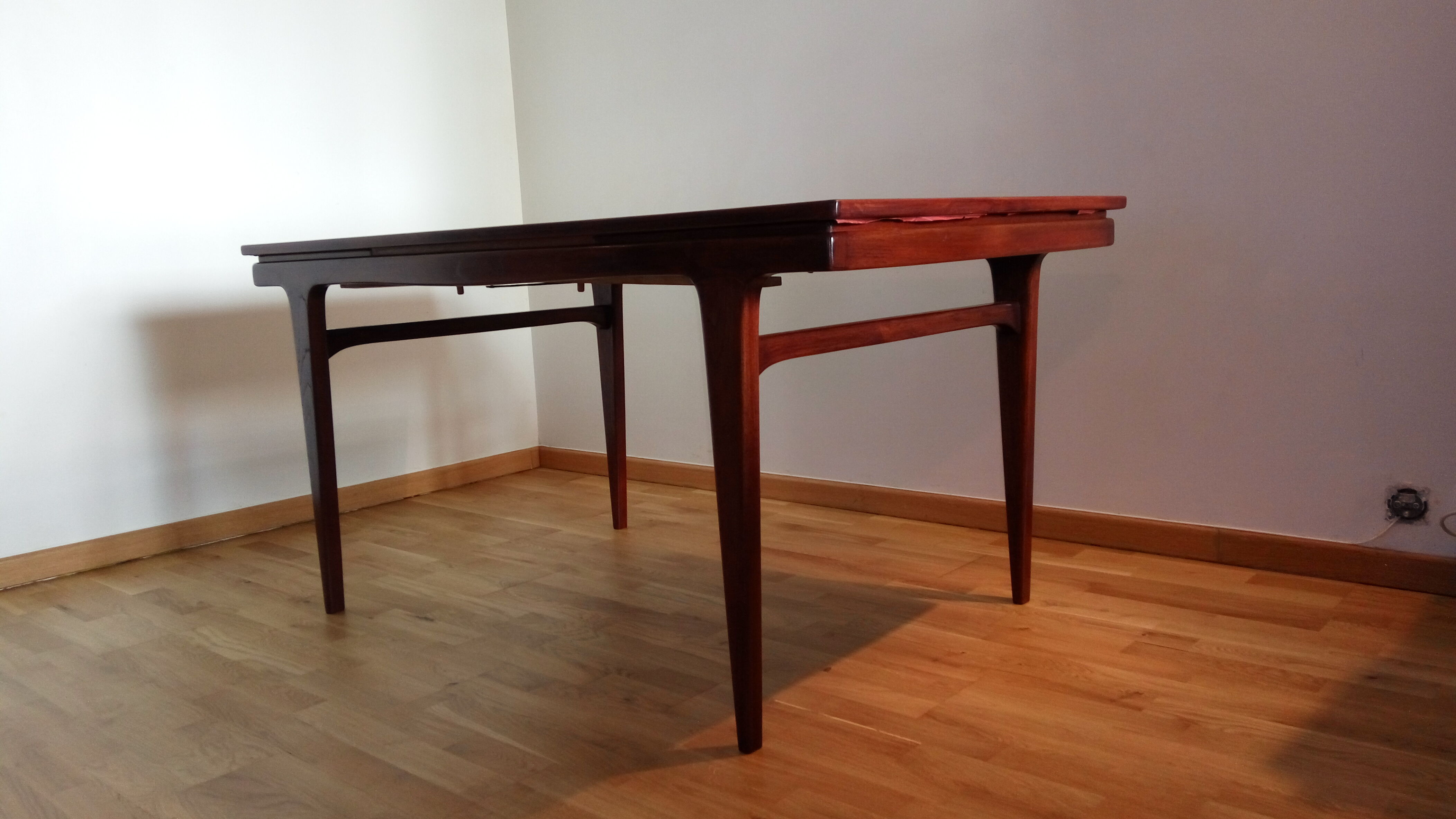 Table by Johannes Andersen