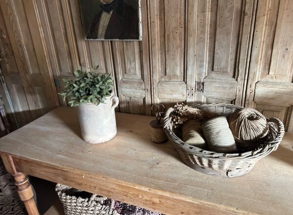 Ancienne table de drapier
