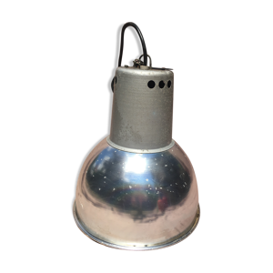 lampe industrielle d'usine