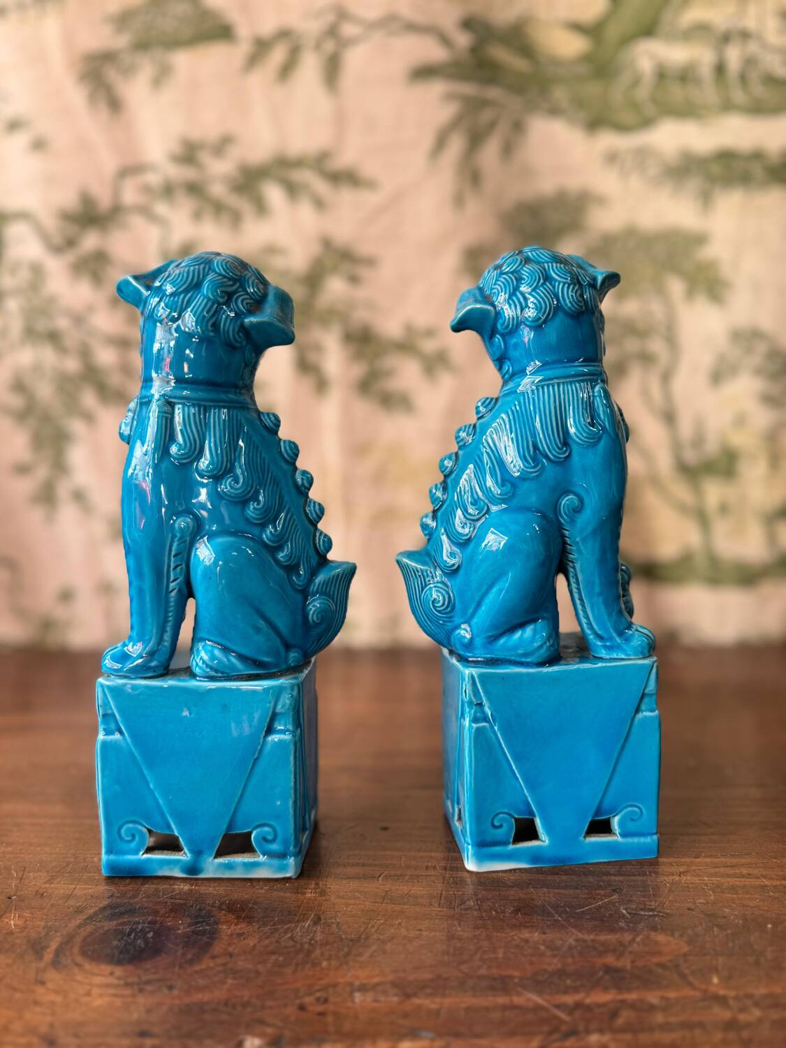 Paire de chiens de Foo en porcelaine - Chine, époque République (début