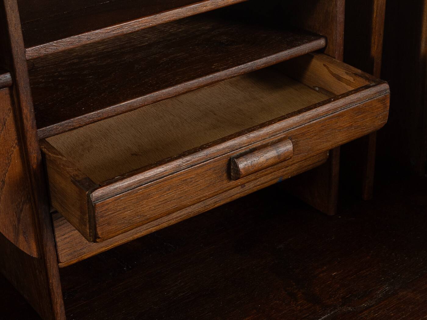 Antique Bureau, 1900s