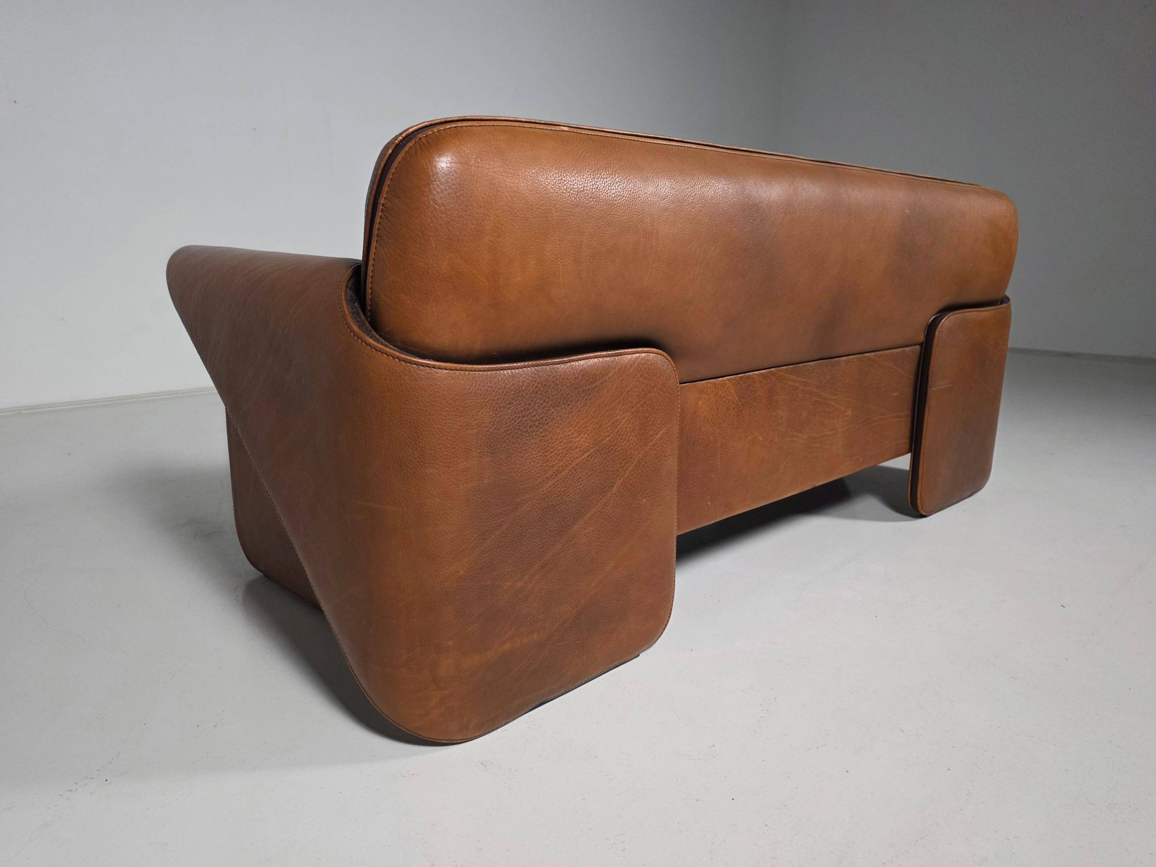 SDe Sede DS-125 Sofa by Gert Lange in cognac leather, Switzerland, 1980s