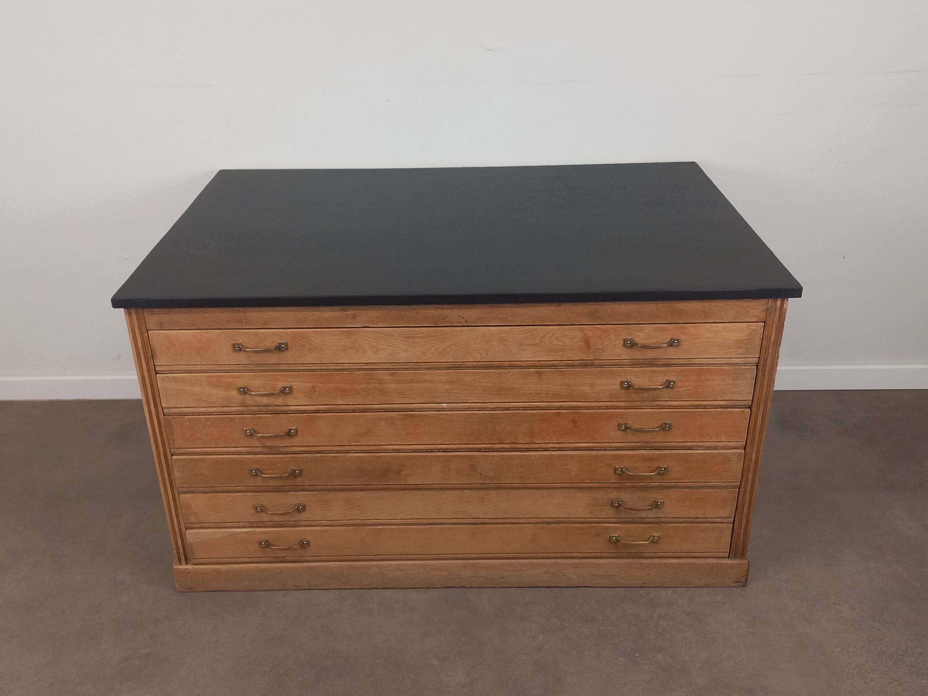 Craft cabinet with drawers for maps or drawings