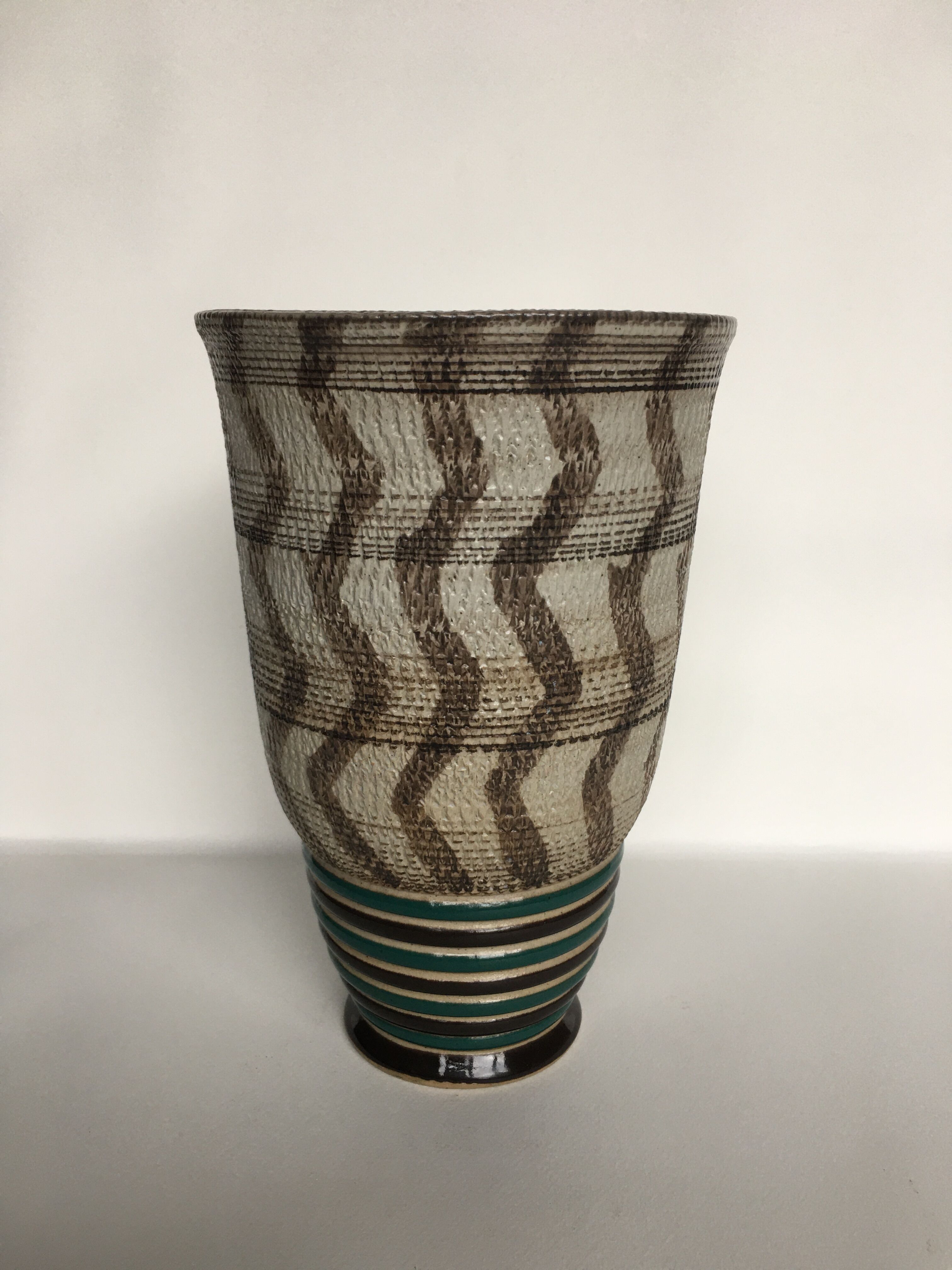 Vase in sandstone by Lucien Brisdoux