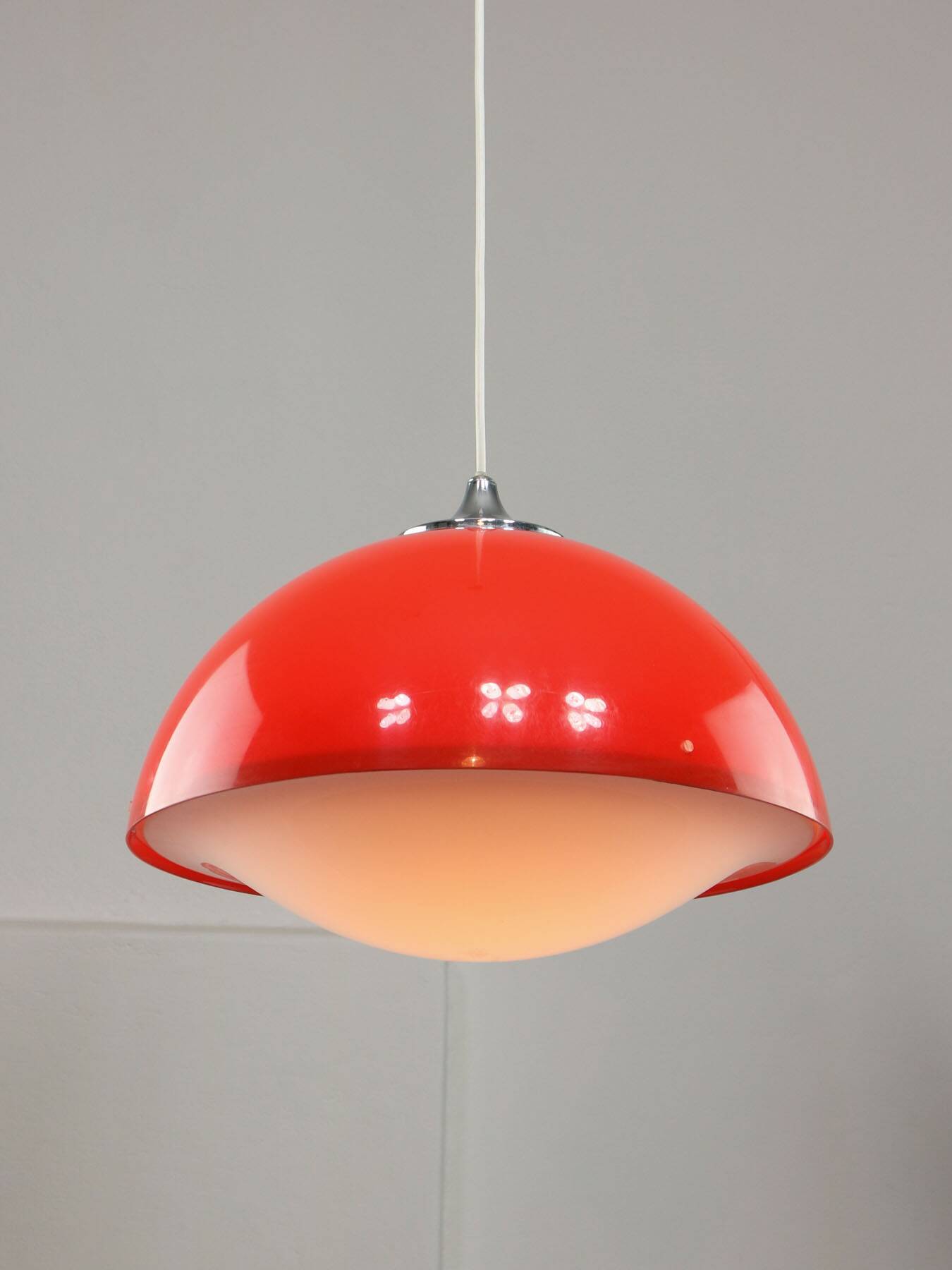 Italian Space Age Pendant in Plexiglass and Chrome, 1970s