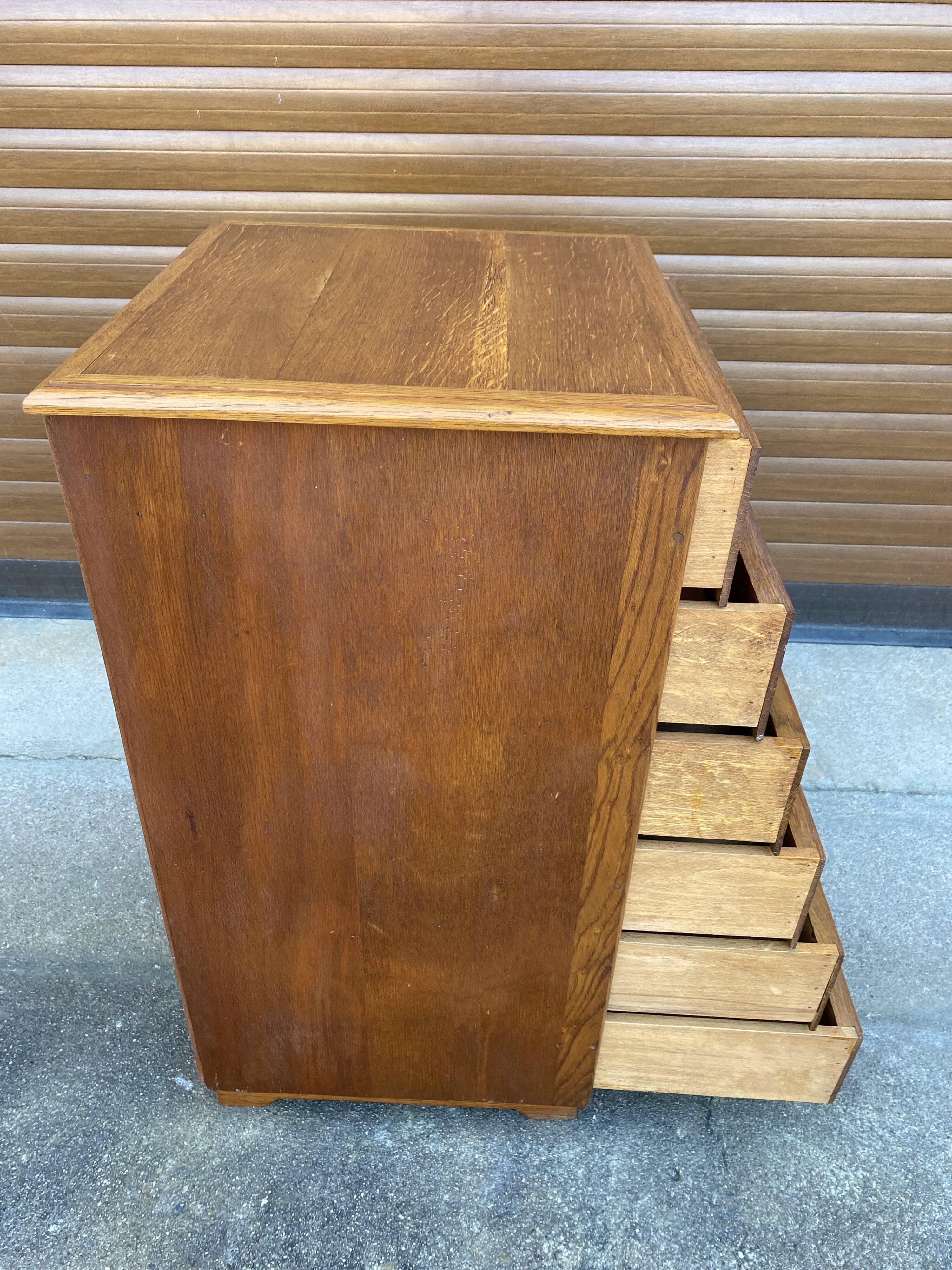 Petite Commode chêne six tiroirs