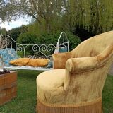 Velvet toad armchair