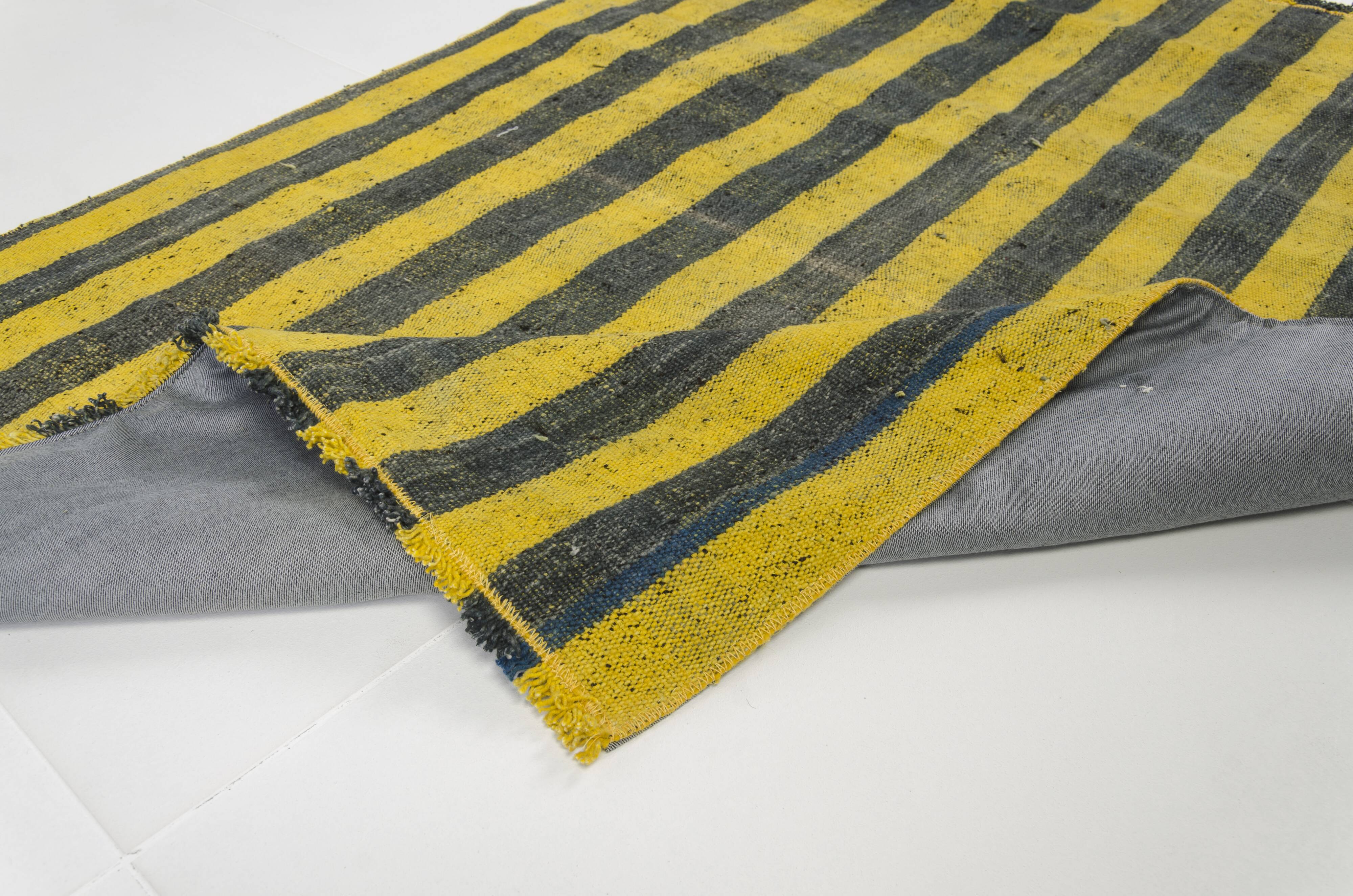 Tapis Kilim à Rayures Turques Vintage