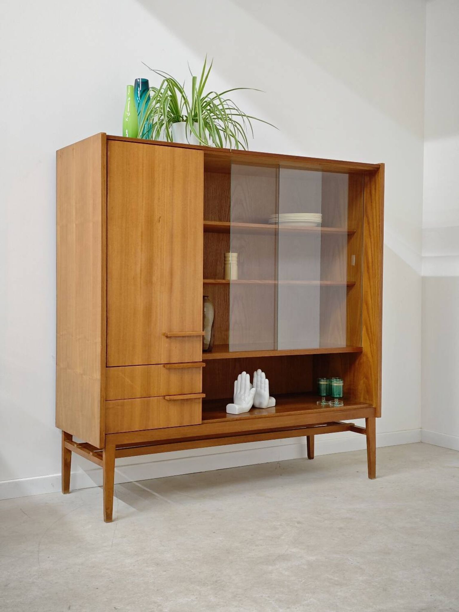 High buffet dresser by Frantisek Mezulanik for Up Zavody 1960