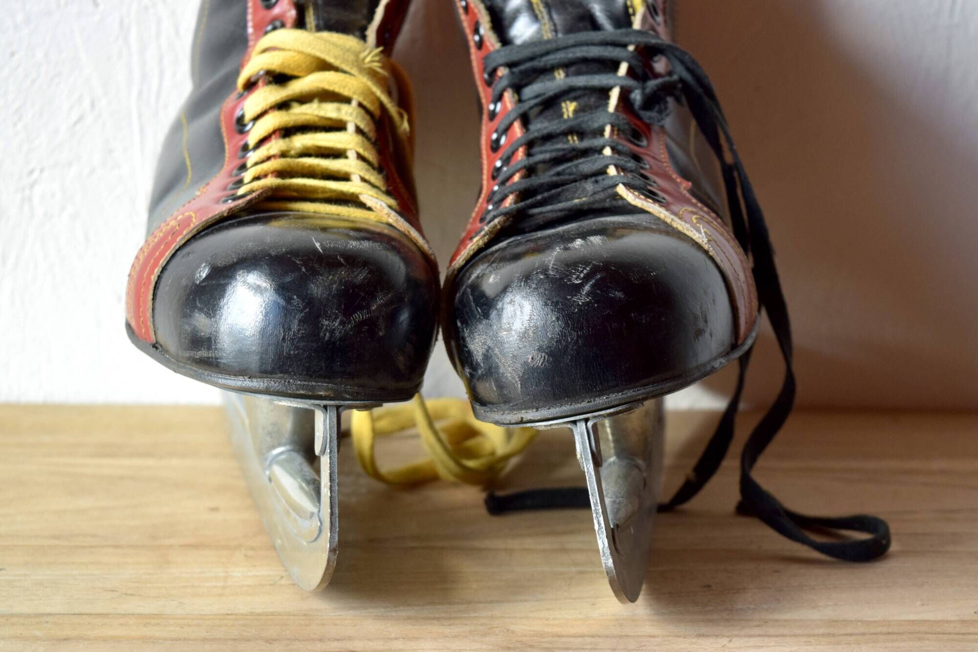 Pair of vintage Polar Match ice skates with carrying bag - 1970s