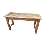 Farm table