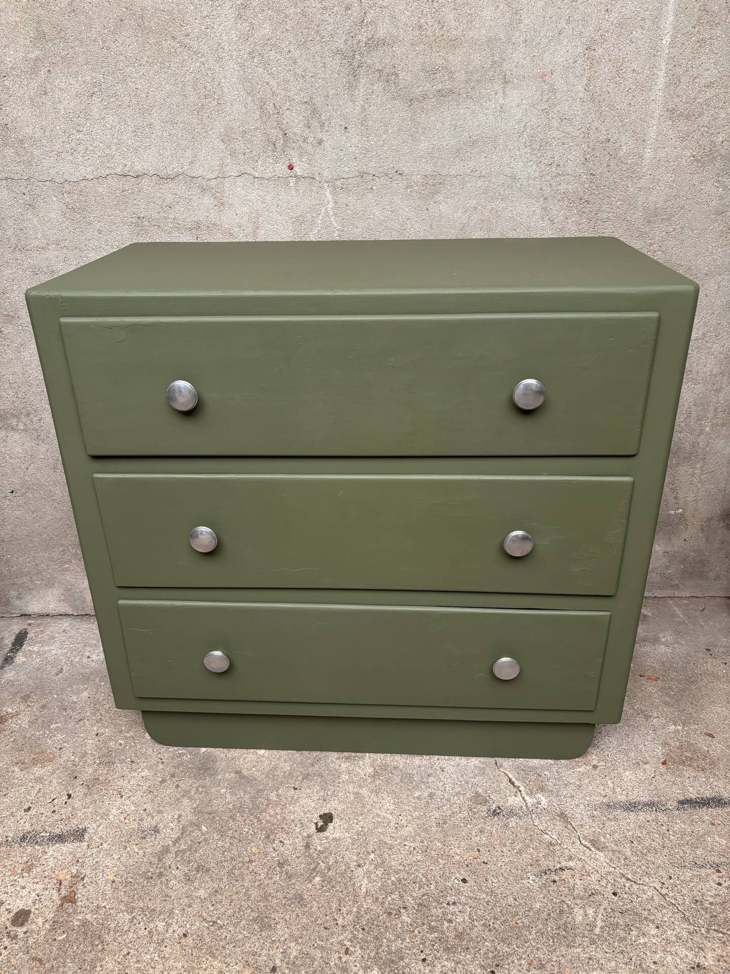 Commode parisienne kaki