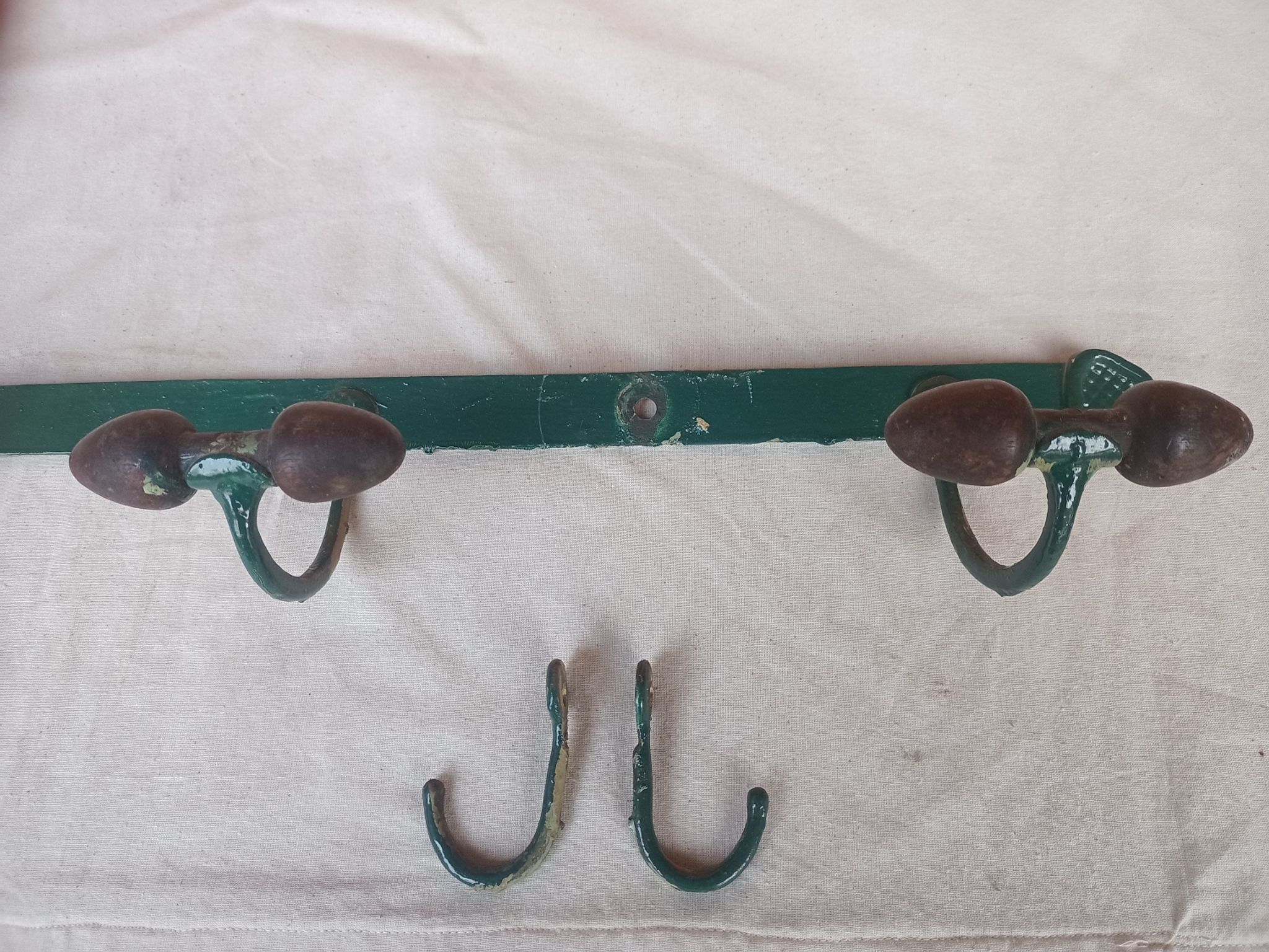 Wall coat rack in metal and old wood