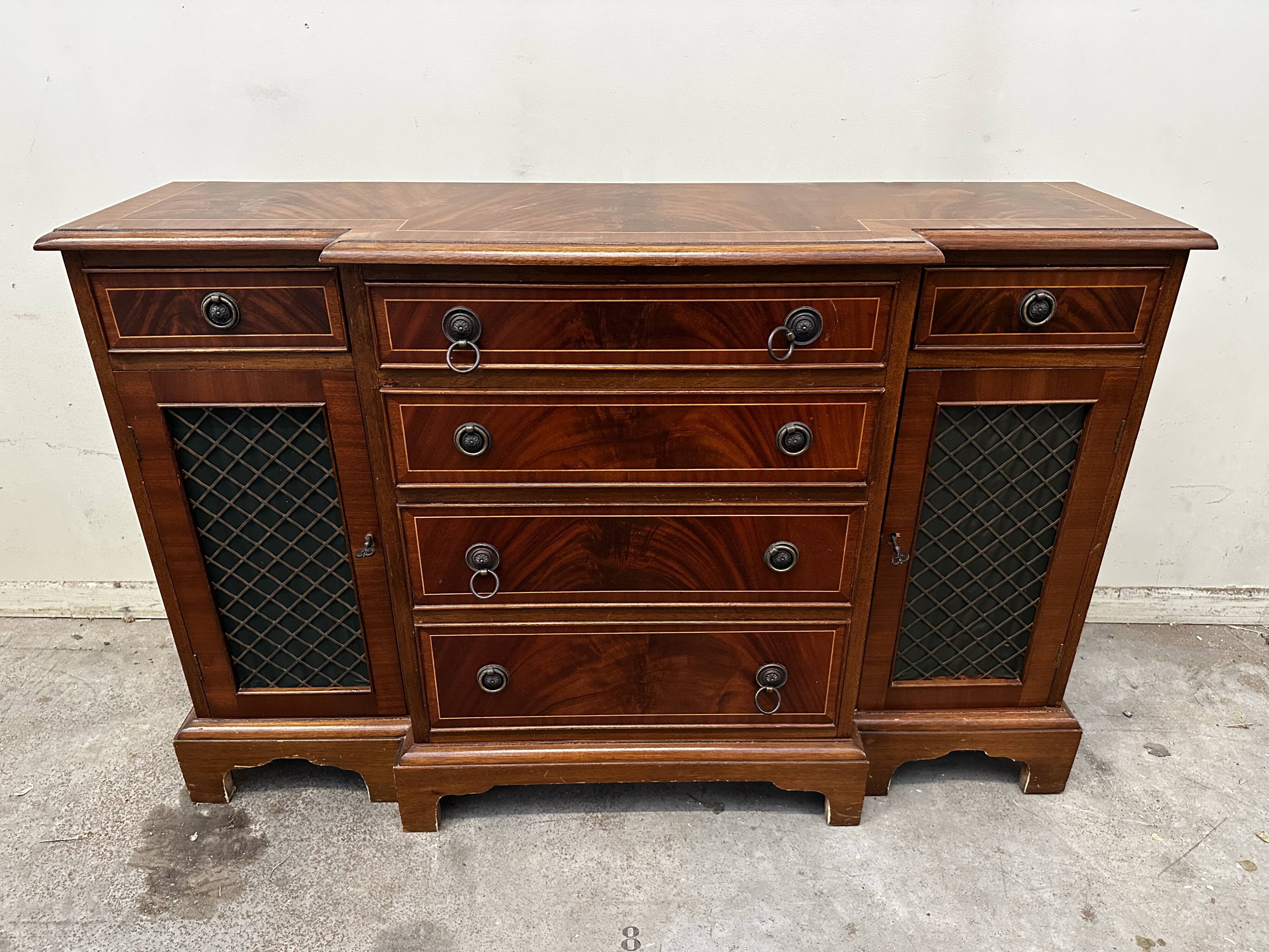 Buffet Anglais en acajou fin 19 e