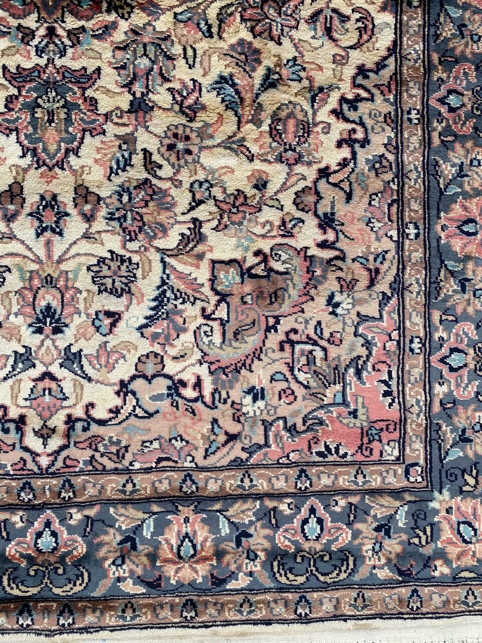Pakistani carpet  - 126x194cm