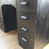 Bureau de notaire noir