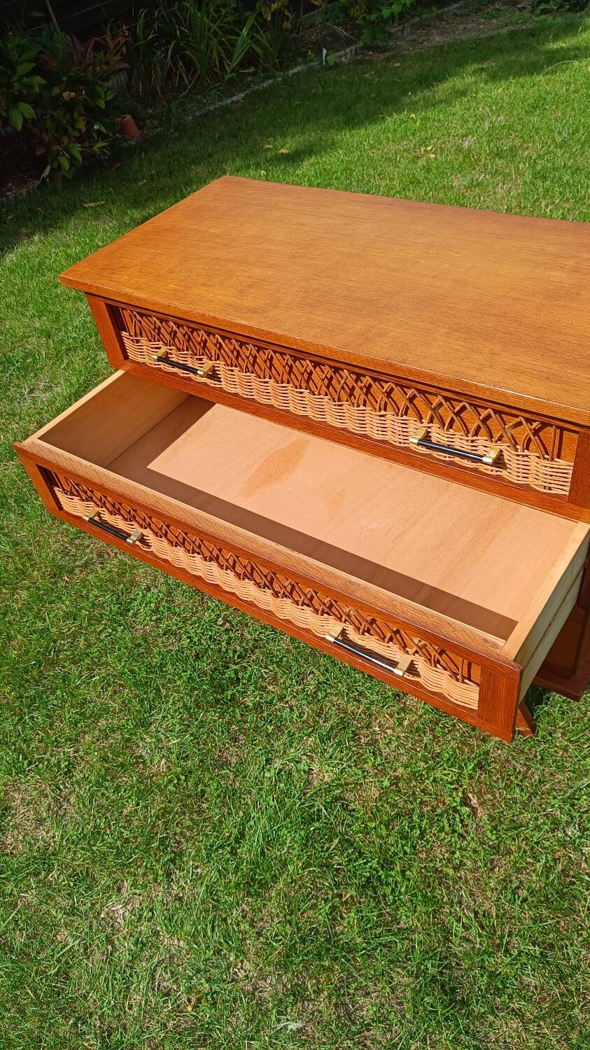 Rattan and wood splayed-leg chest of drawers