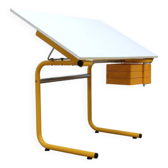 Bureau réglable jaune Joe Colombo (attr.) BIEFFEPLAST années 1960
