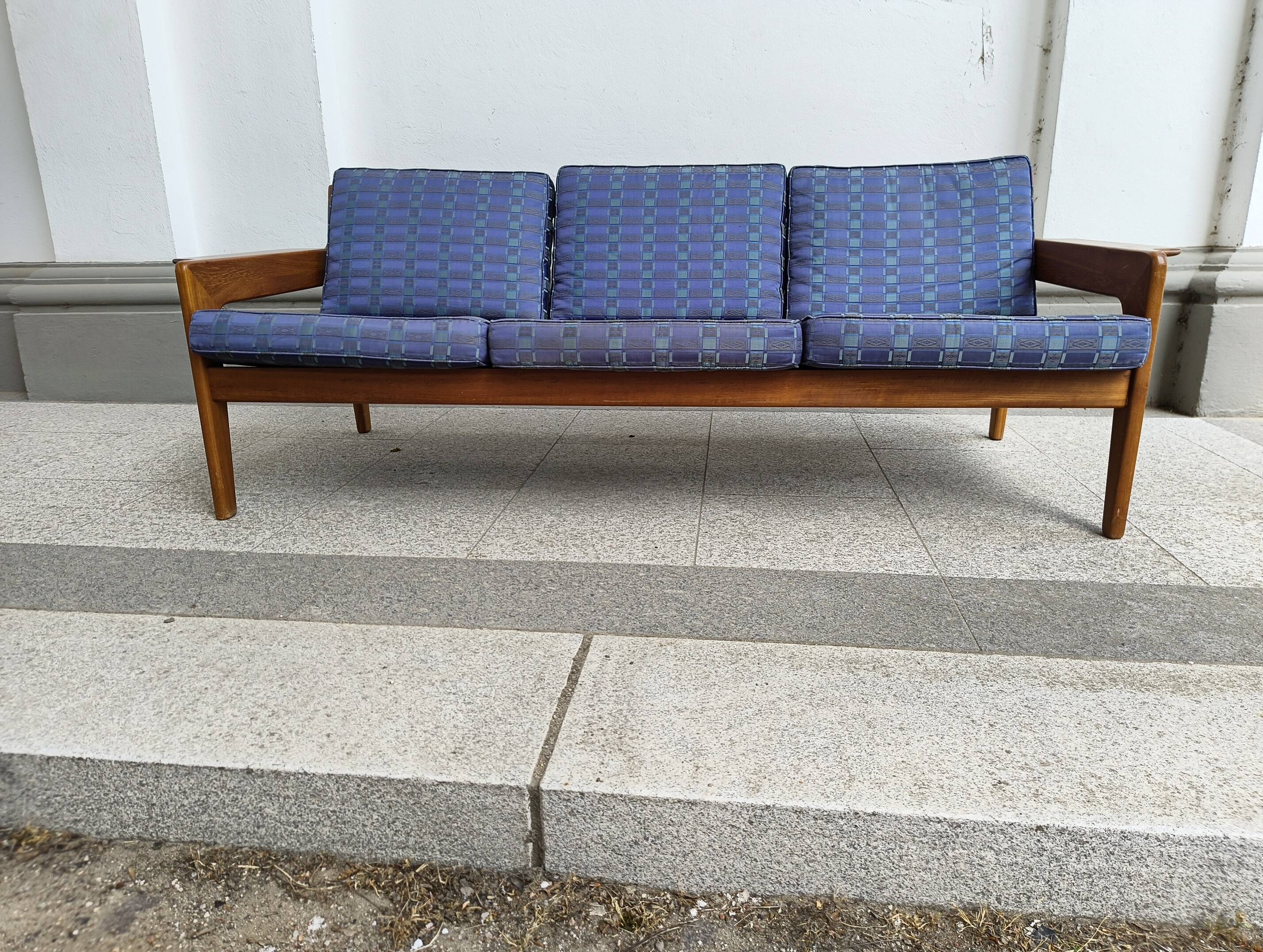 danish sofa in teak by Arne Wahl Iversen for Komfort