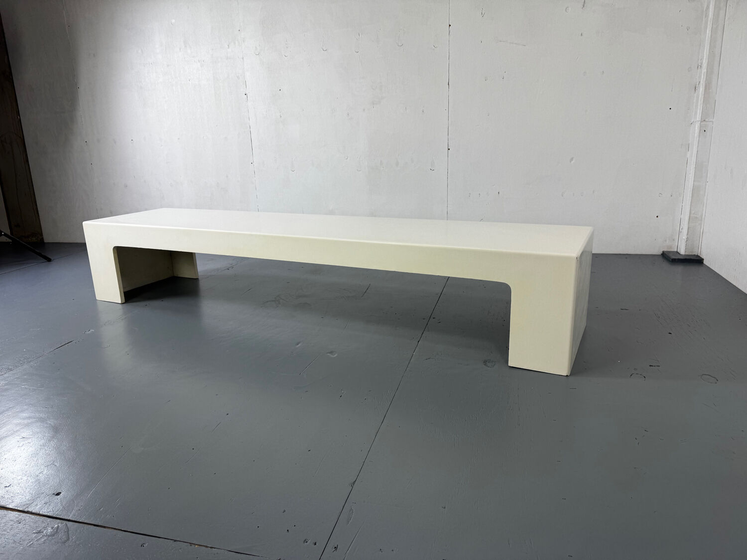 Space Age Modernist White Long Bench, Coffee Table 1970s