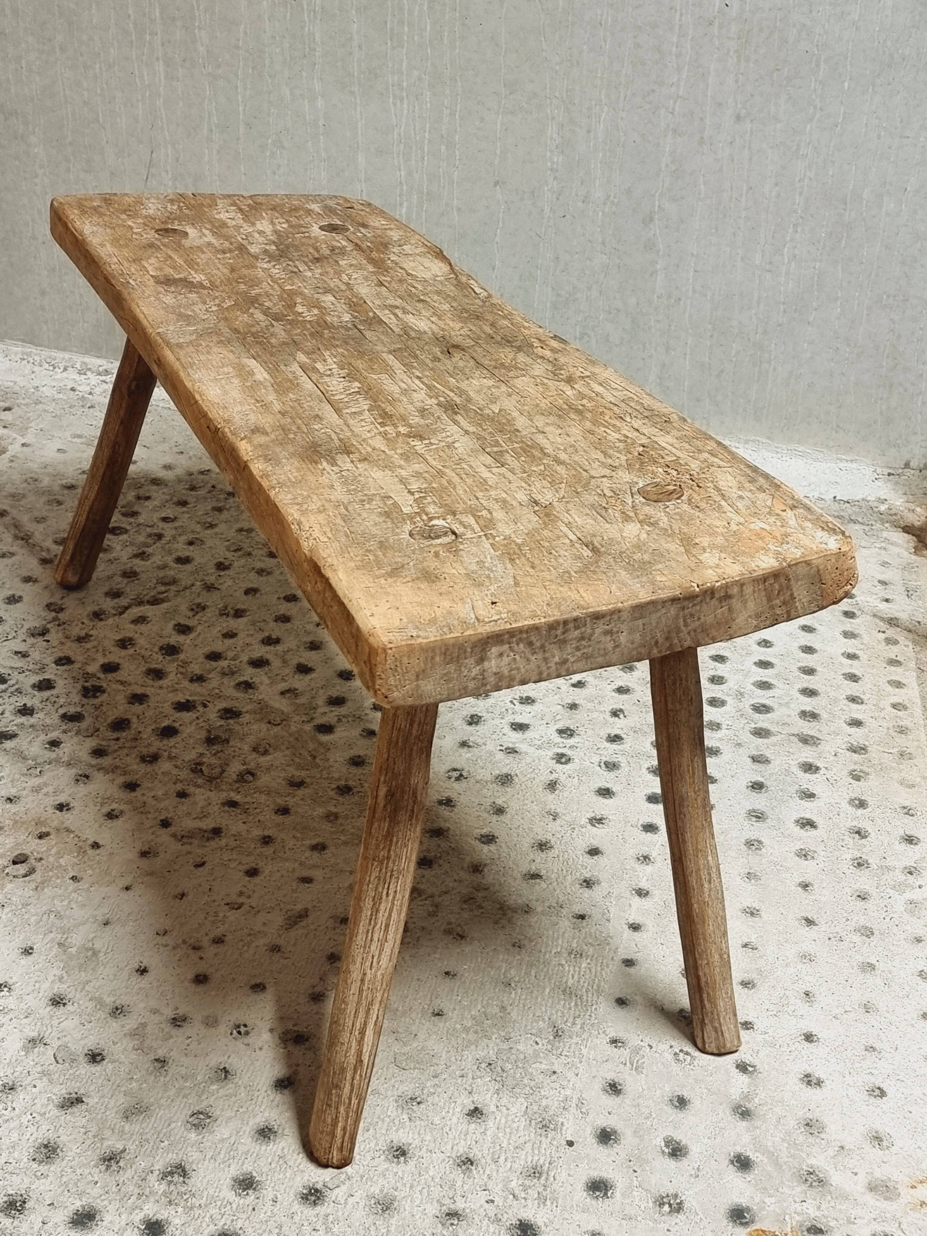 Banc de table d'abattage de table d'appoint antique en bois de hêtre et de châtaignier