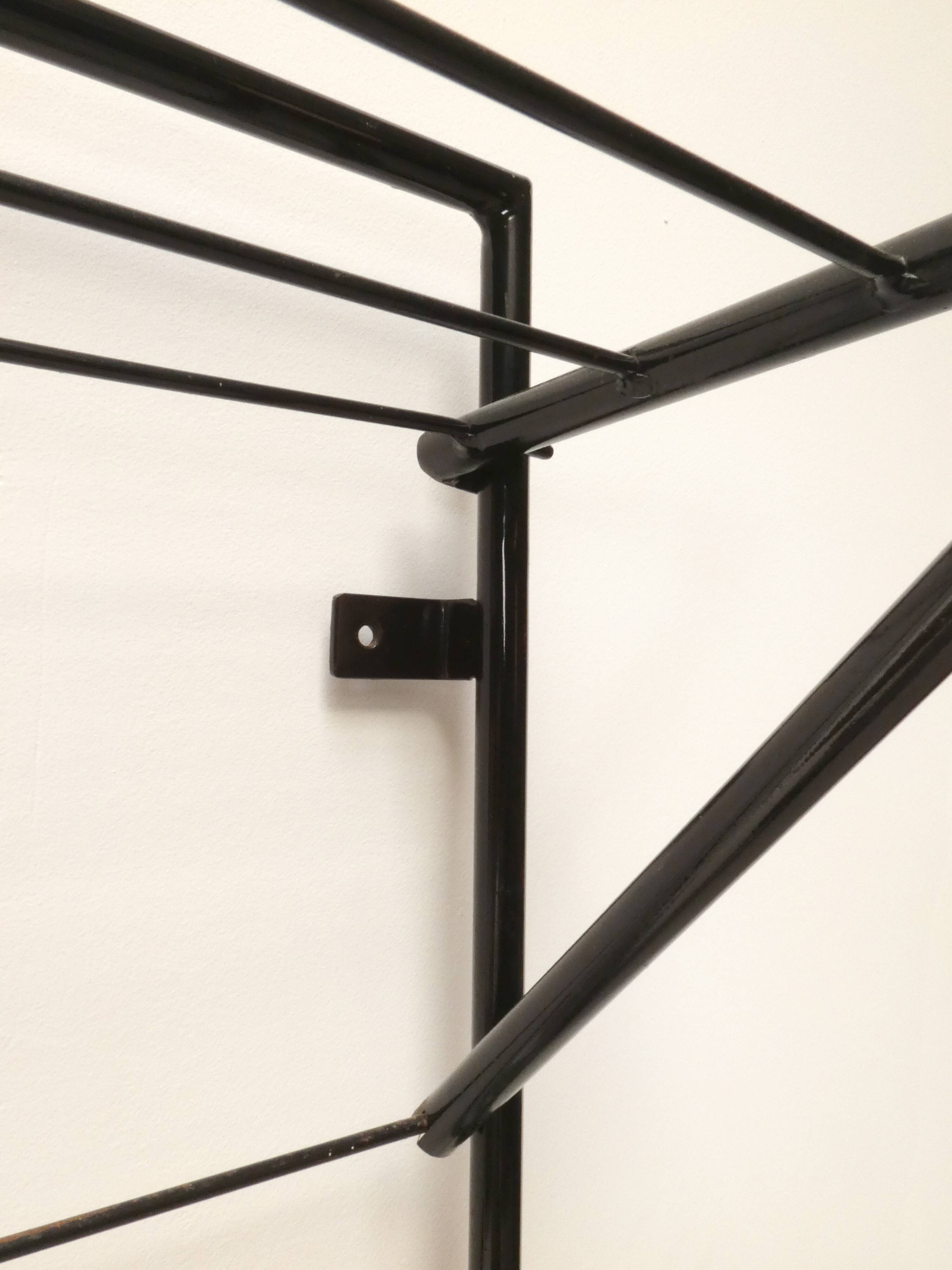 Portemanteau Toonladder – Coen de Vries pour DEVO
