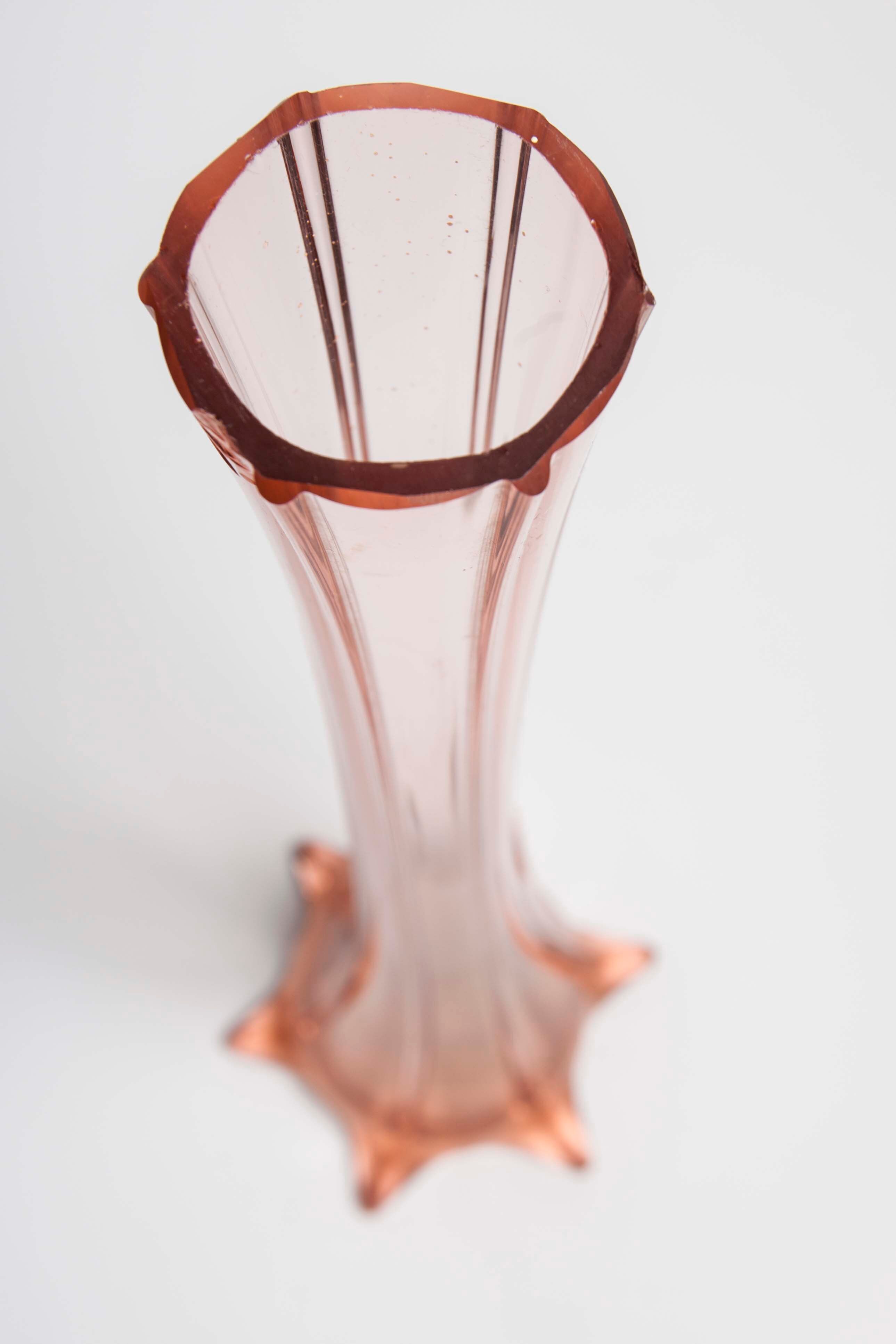 60 pink soliflore vase