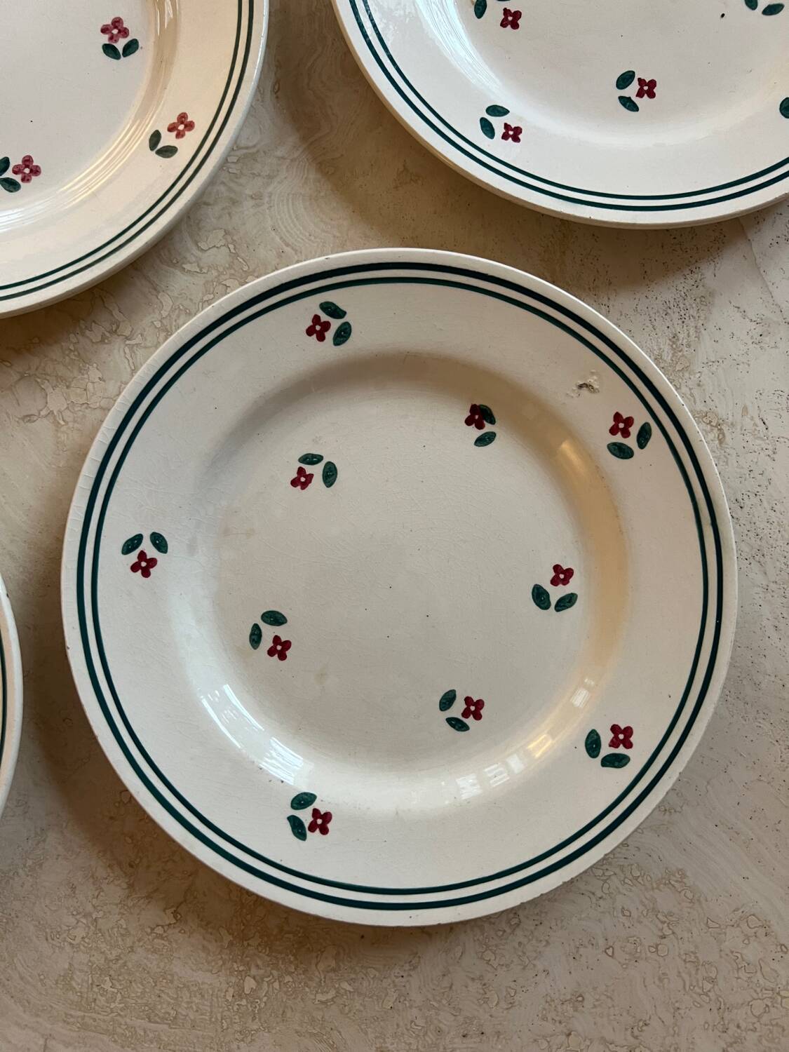 Vintage Gien earthenware dessert plates (4)