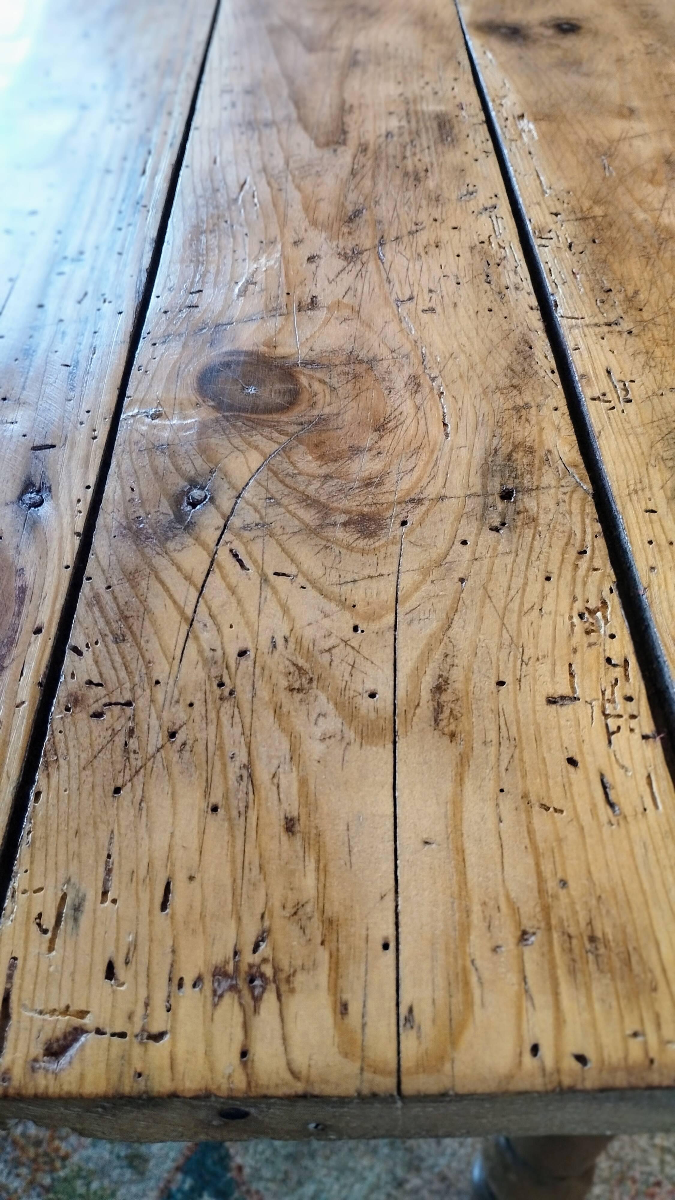 Farmhouse table dating from the end of the 19th century