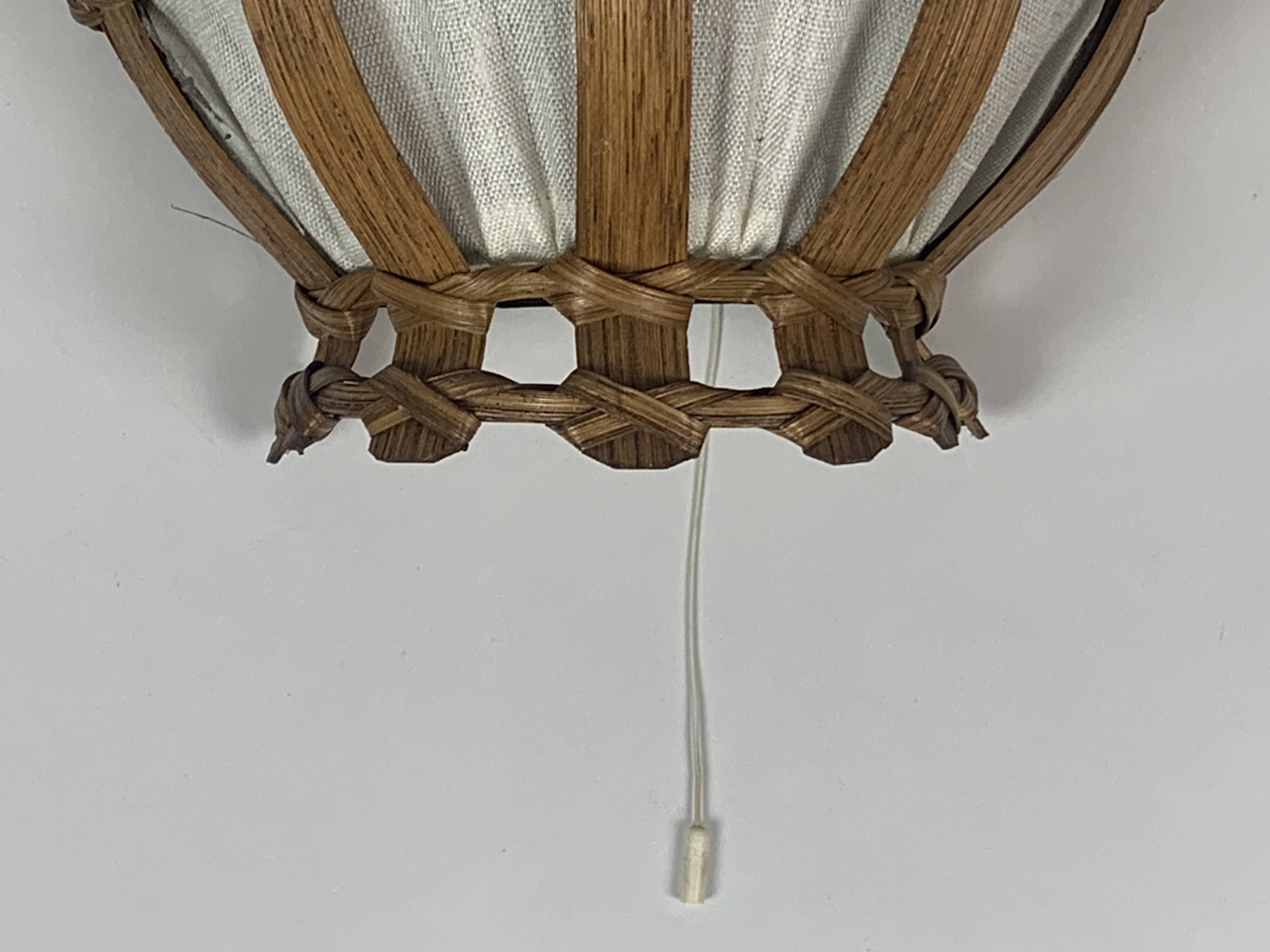 2 appliques danoises en placage de bois et tissu, années 1970