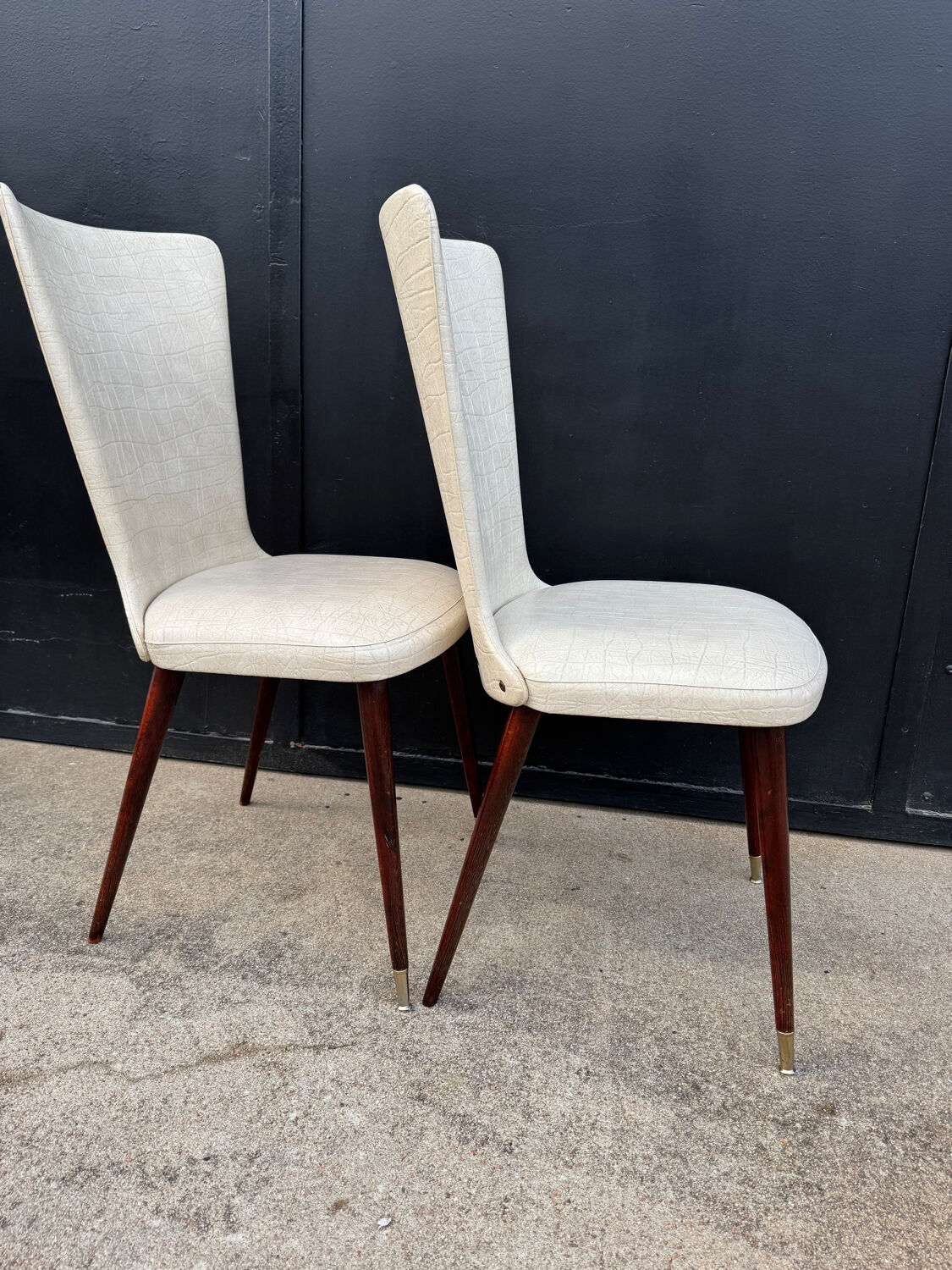 Baumann Essor chairs from the 1960s