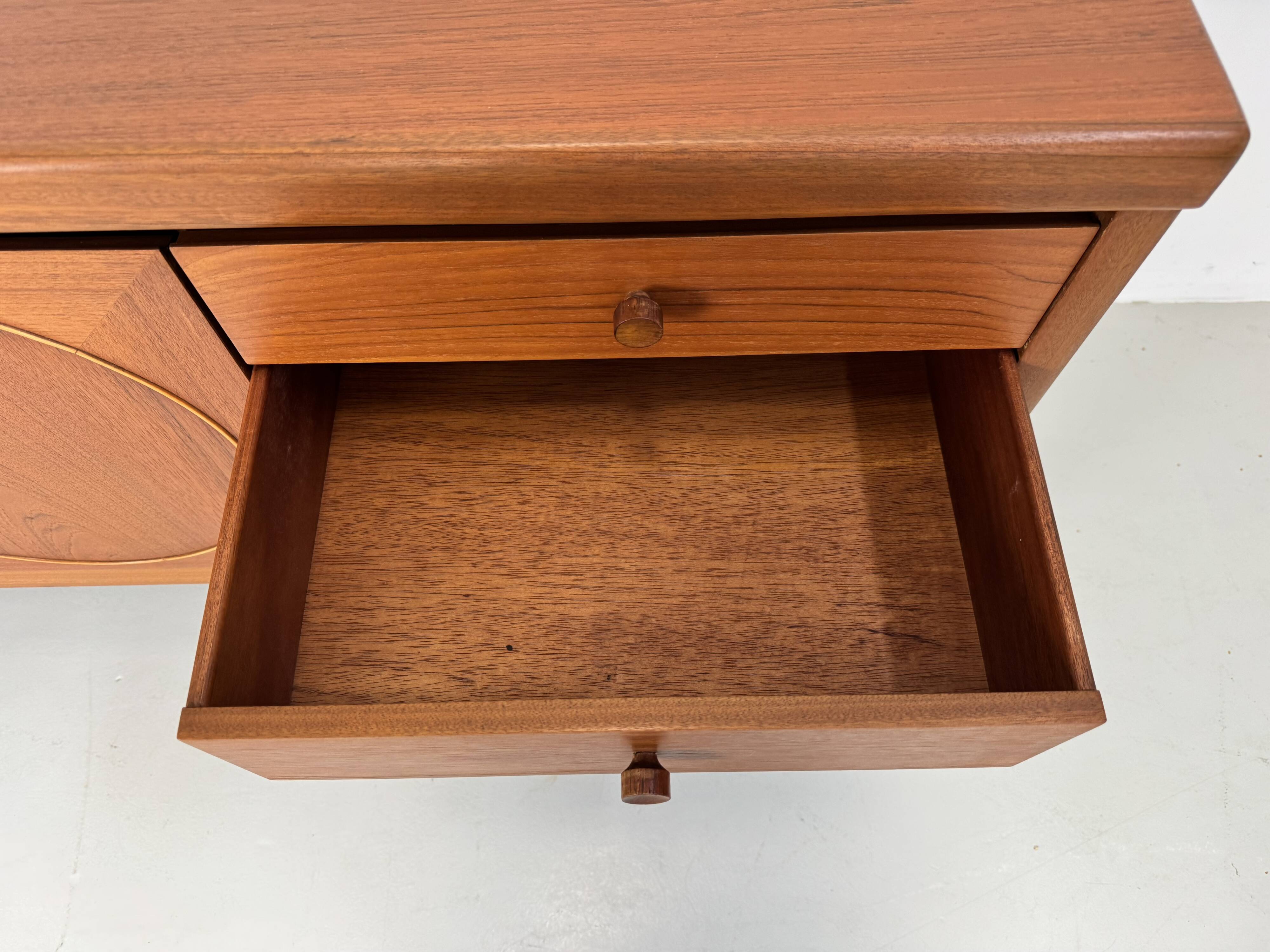 Unique vintage teak sideboard from the 1960s, produced by Nathan, model "Ci