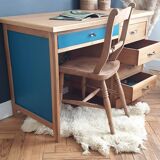 Administrative desk