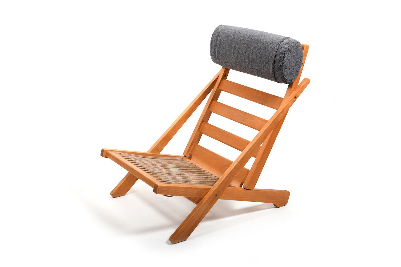 Fauteuil à dossier haut CH-03 par Hans J. Wegner