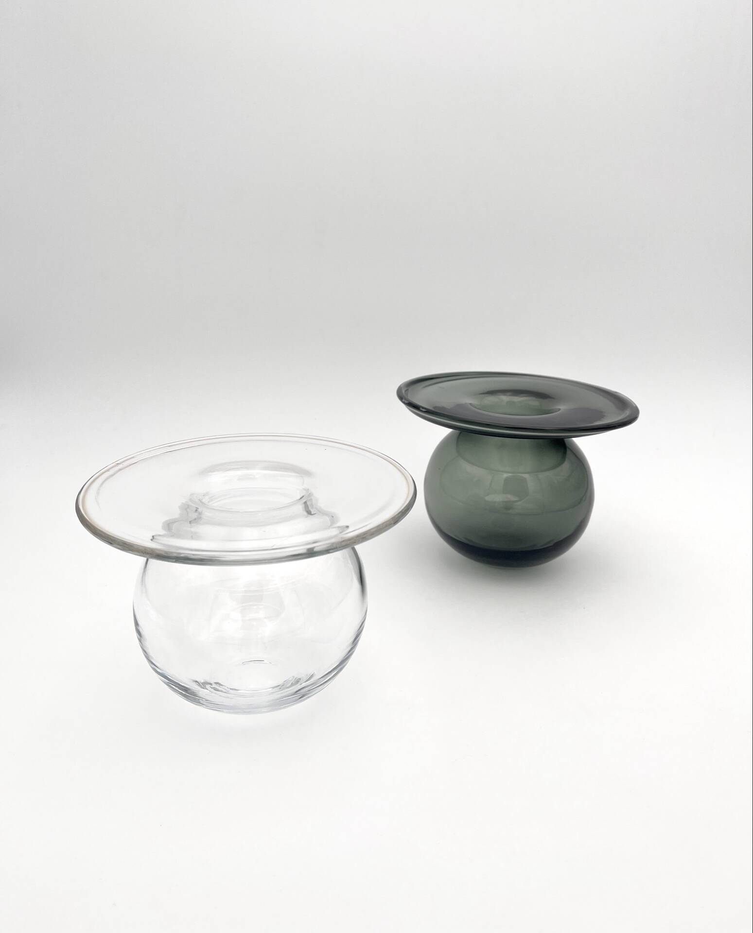 Duo Vases "Saturnus" Nanny Still Riihimäen Lasi Fumé & Clair Design Sc